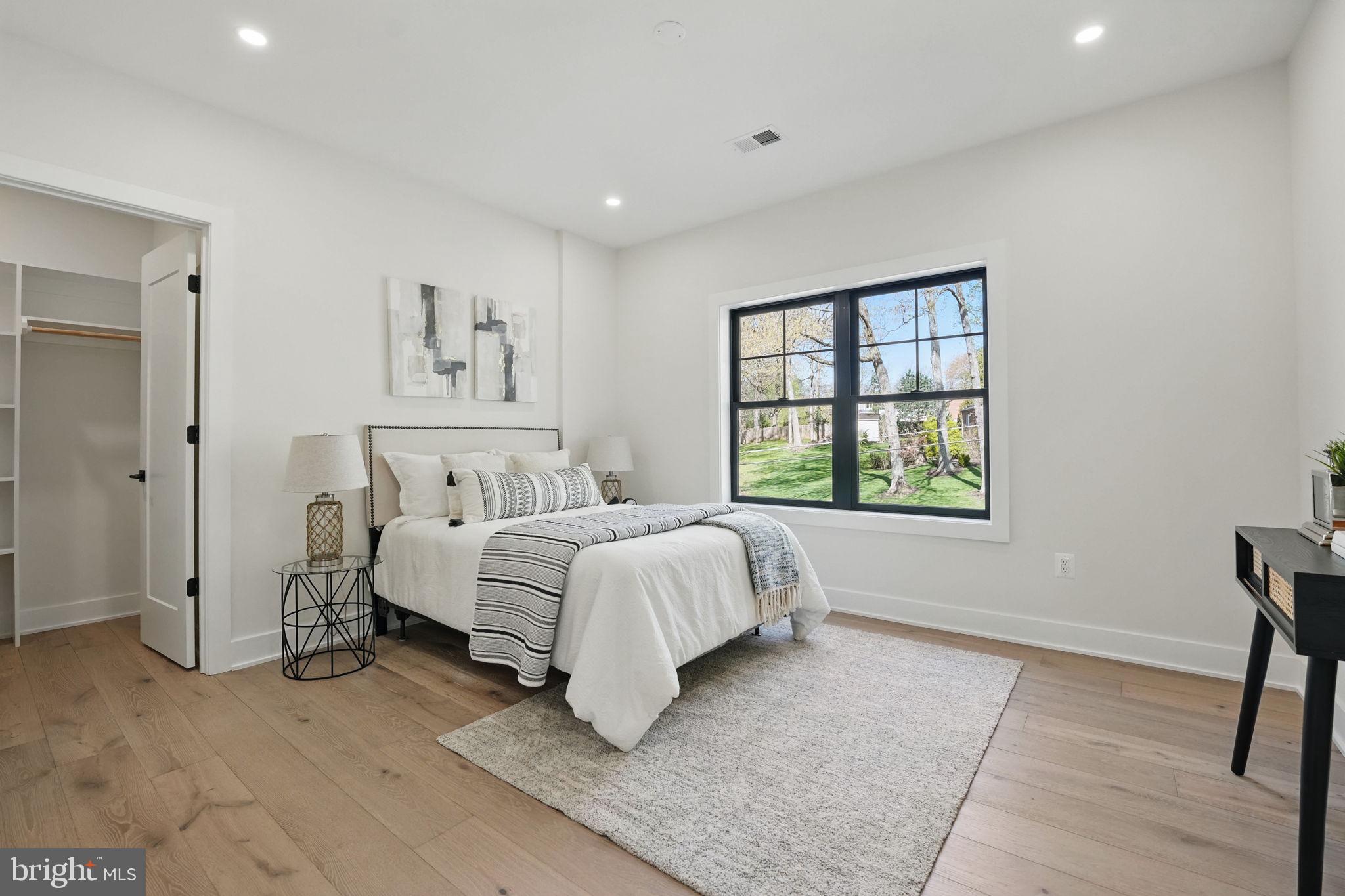 PINE RIDGE - Residential