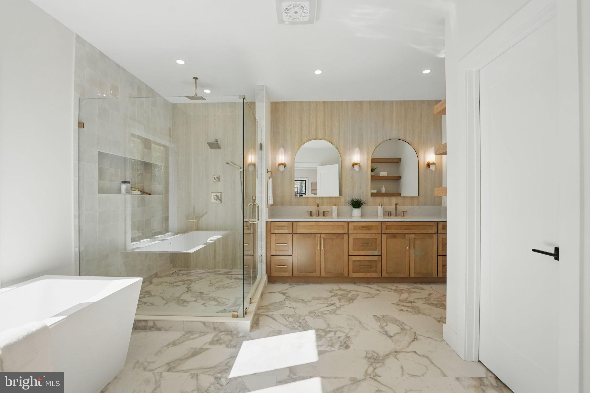 PINE RIDGE - Residential