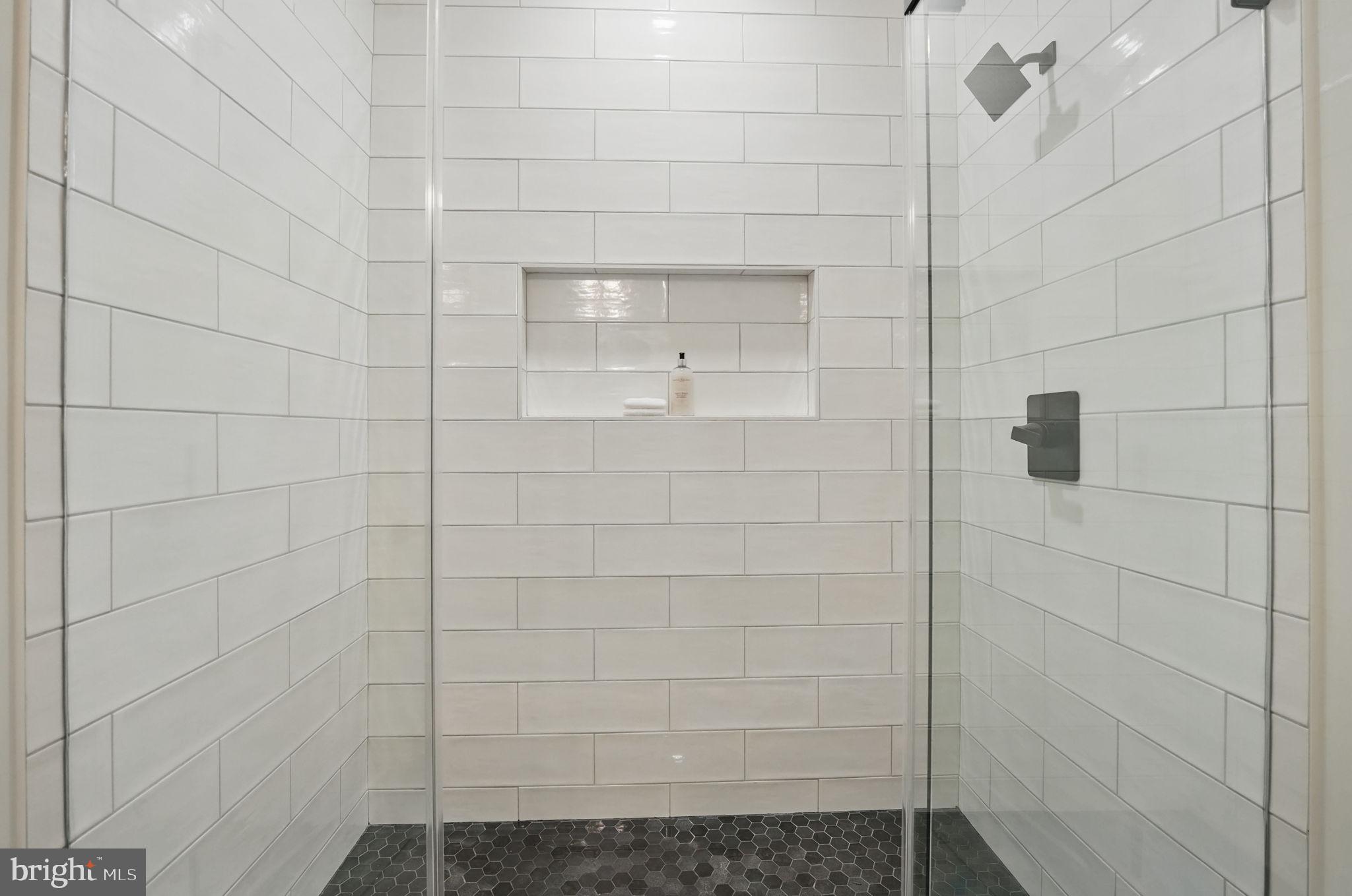 PINE RIDGE - Residential