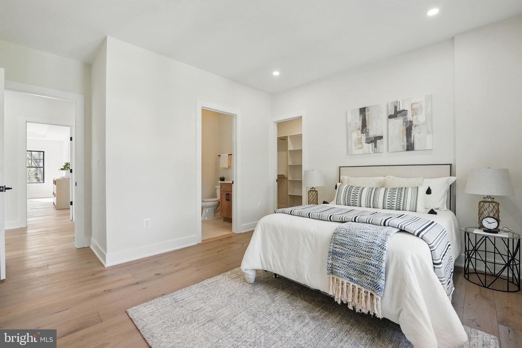 PINE RIDGE - Residential