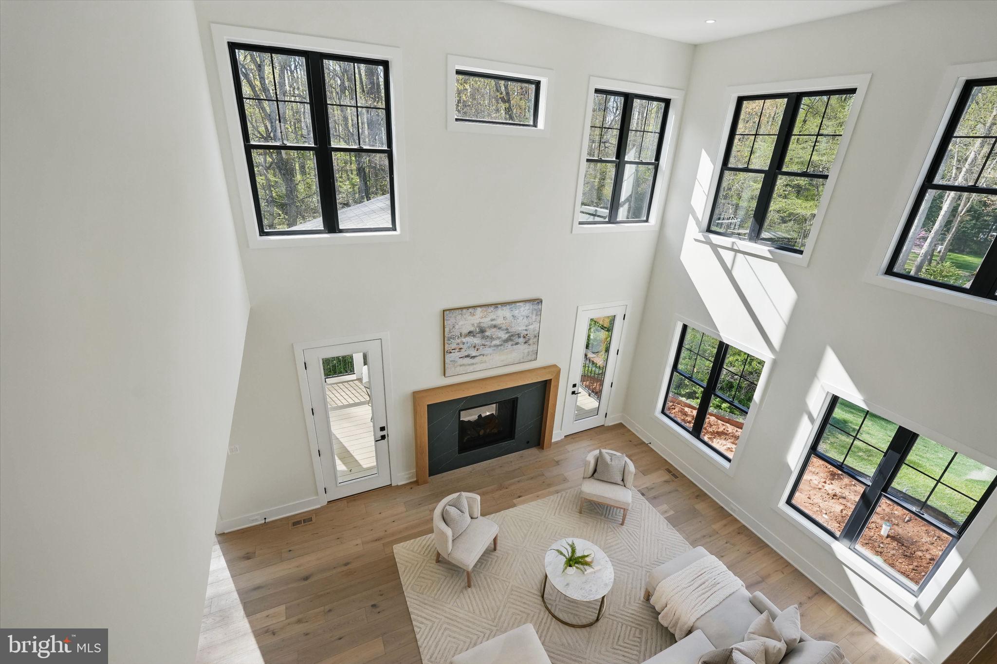 PINE RIDGE - Residential