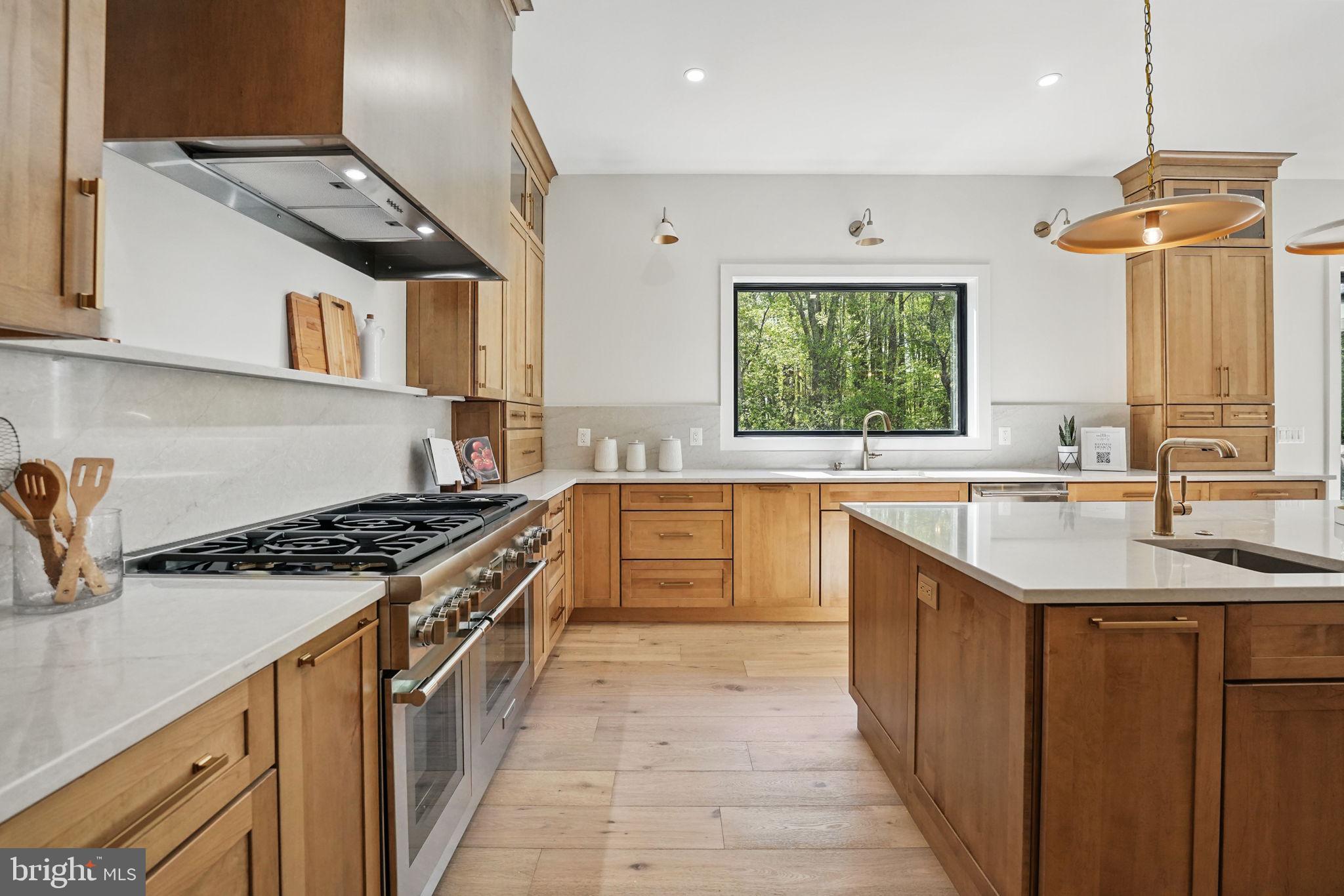 PINE RIDGE - Residential