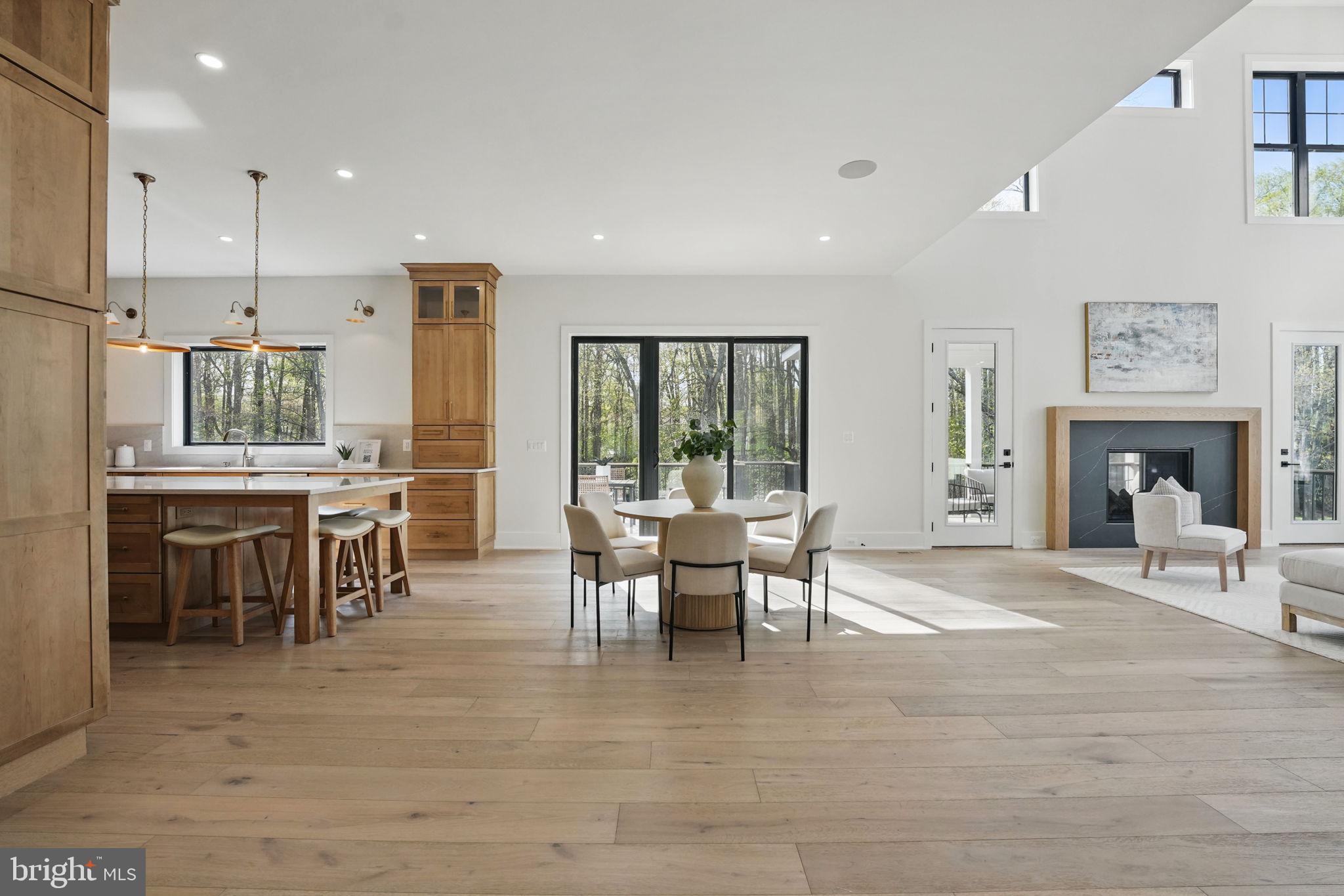 PINE RIDGE - Residential