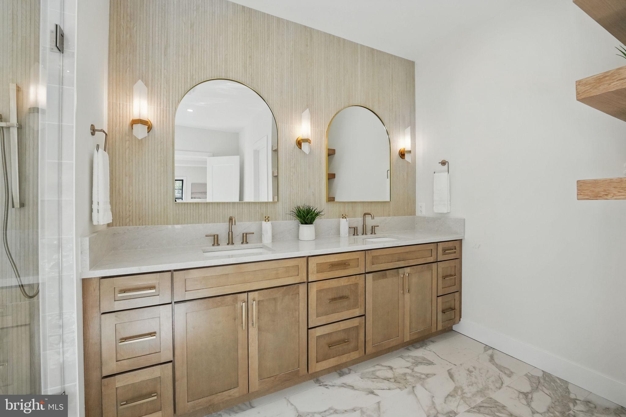 PINE RIDGE - Residential