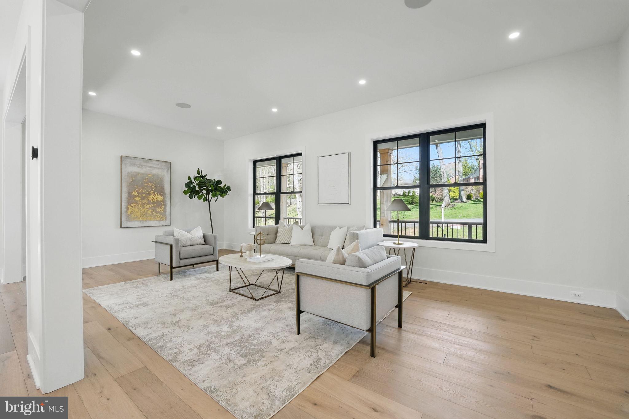 PINE RIDGE - Residential