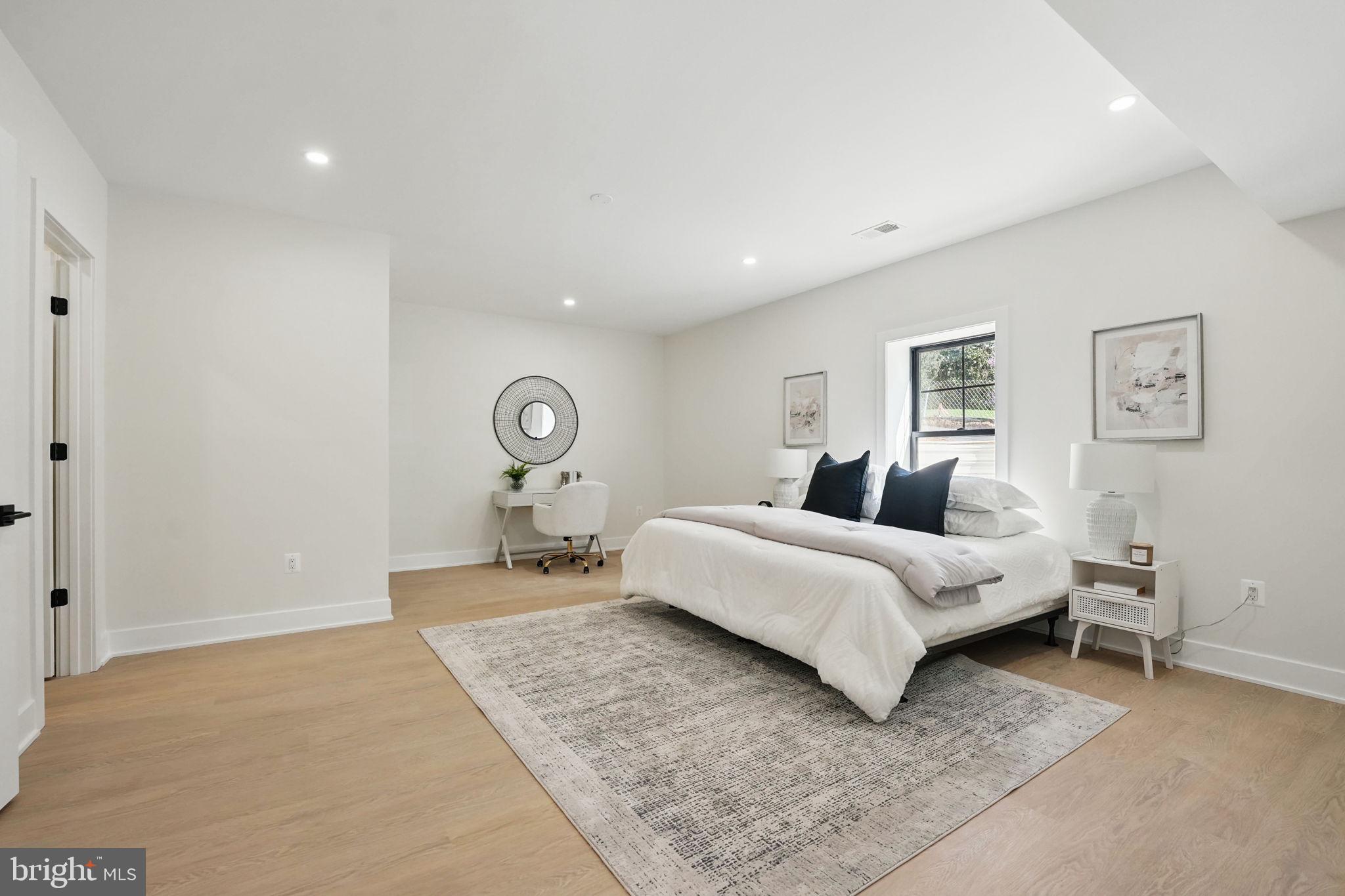 PINE RIDGE - Residential