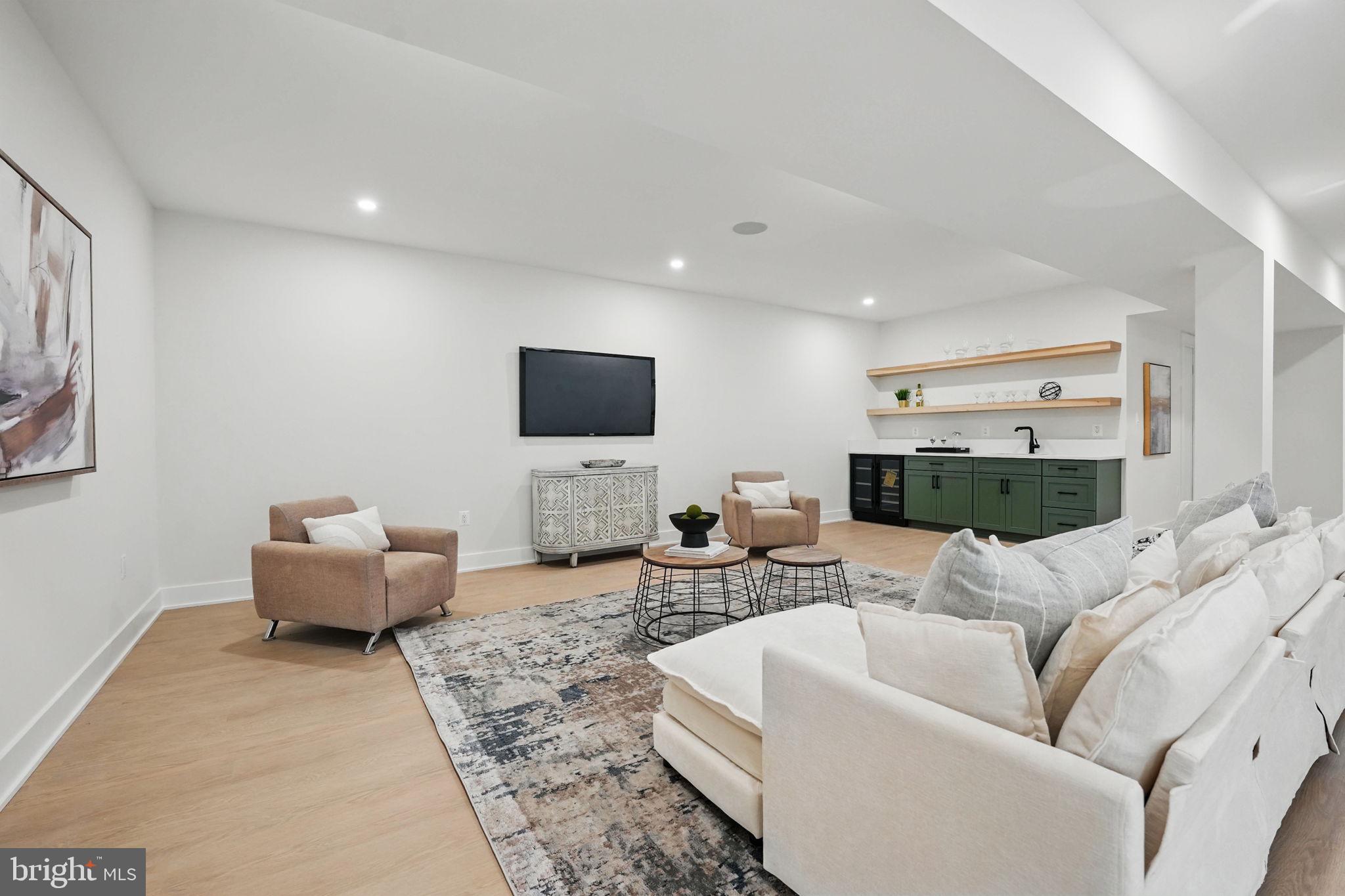 PINE RIDGE - Residential