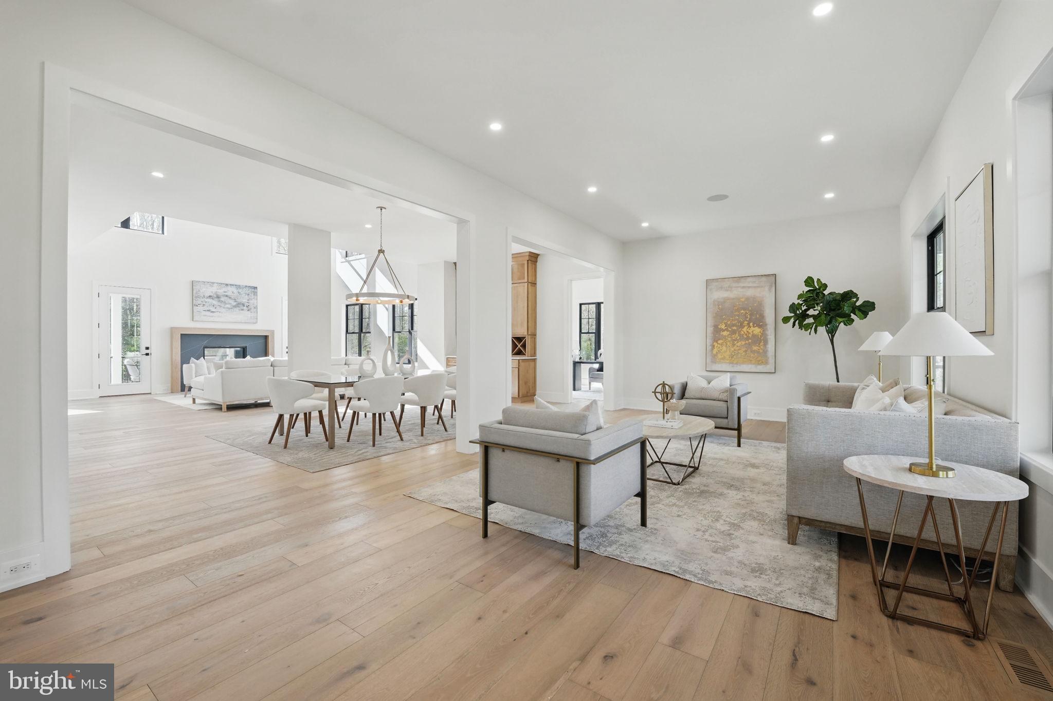 PINE RIDGE - Residential