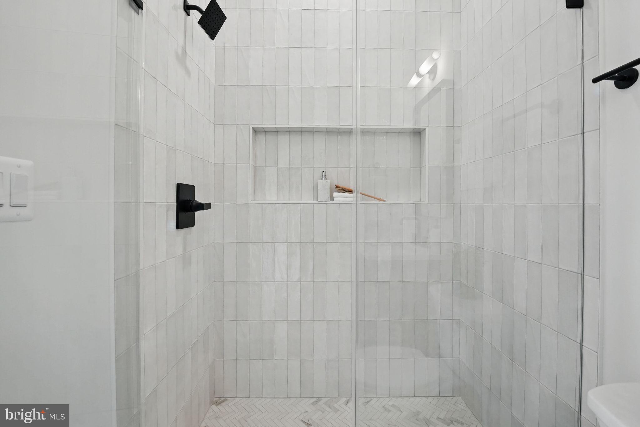 PINE RIDGE - Residential