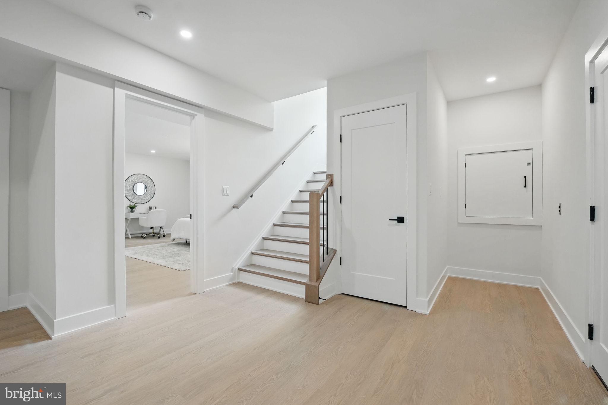 PINE RIDGE - Residential