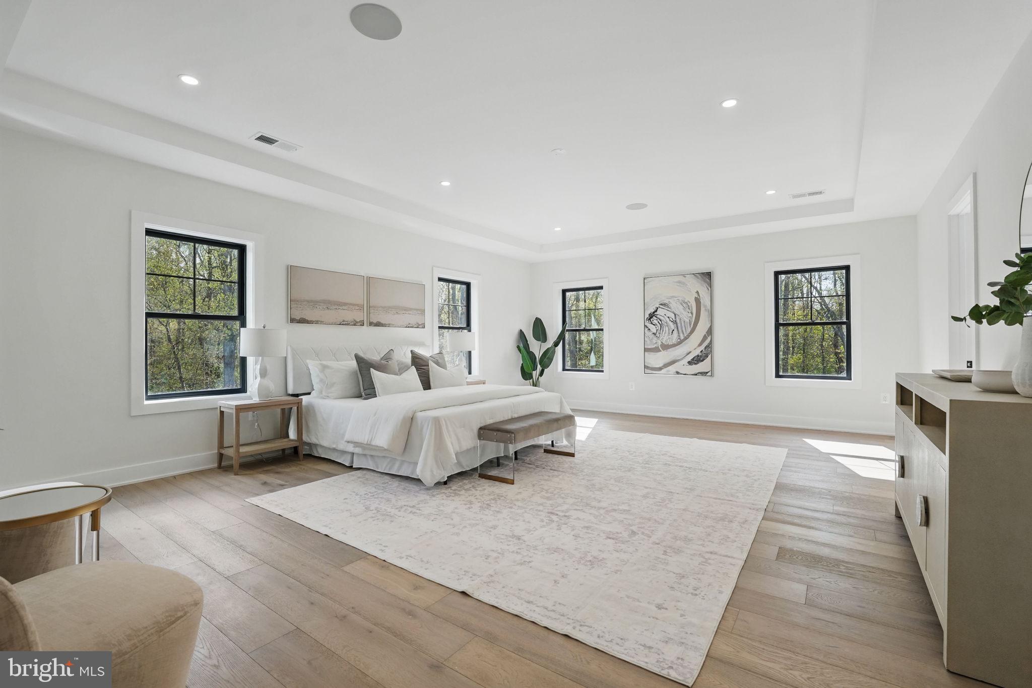 PINE RIDGE - Residential