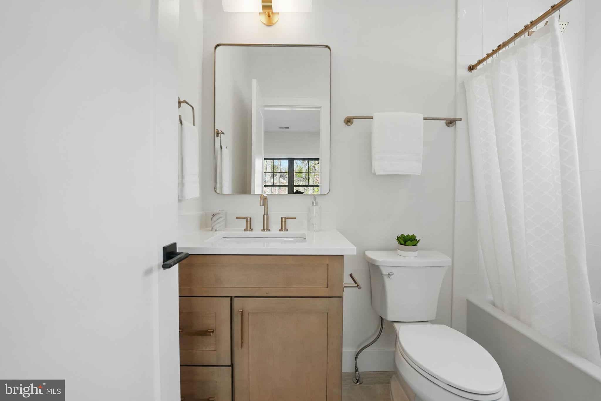 PINE RIDGE - Residential