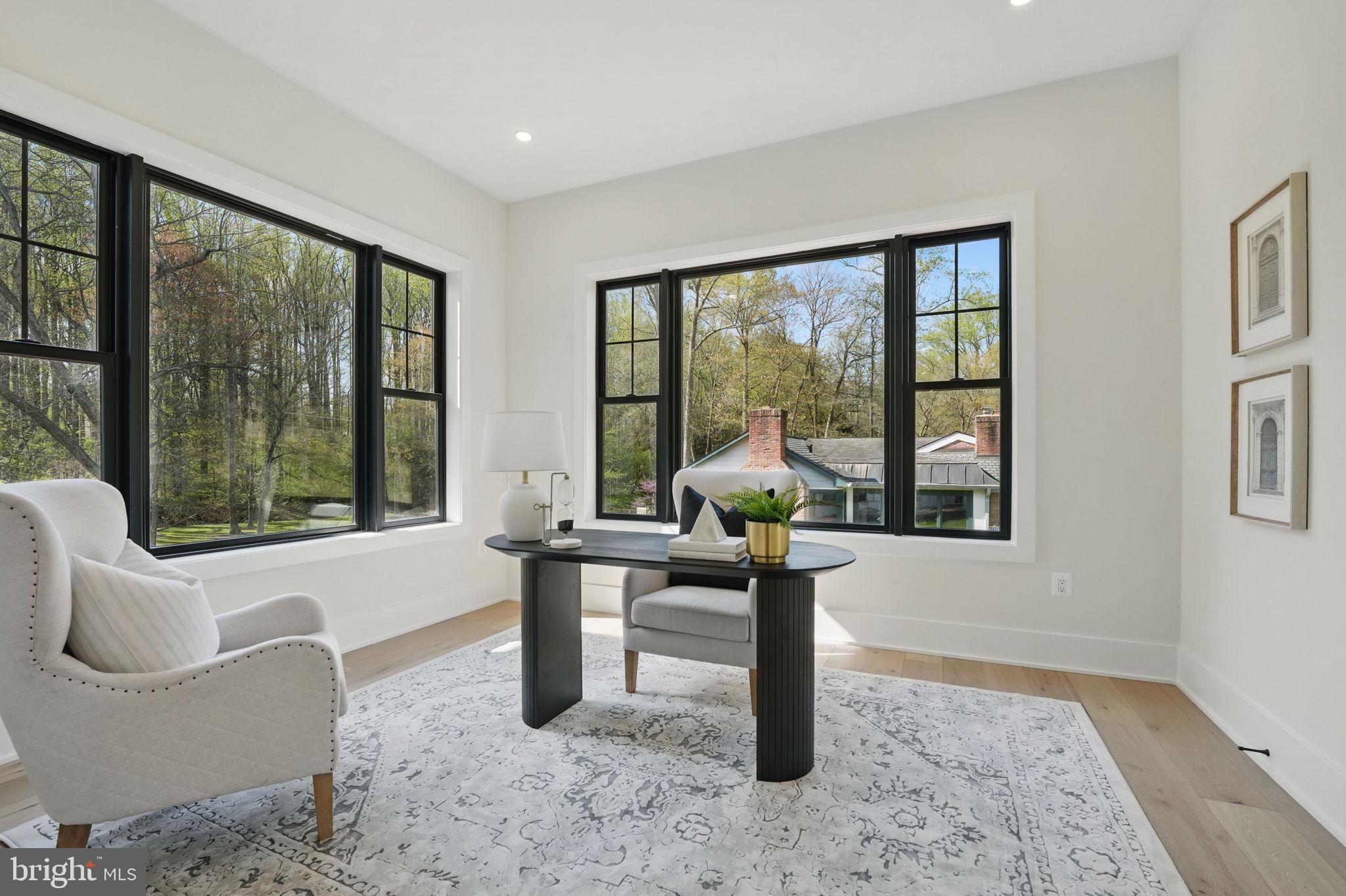 PINE RIDGE - Residential