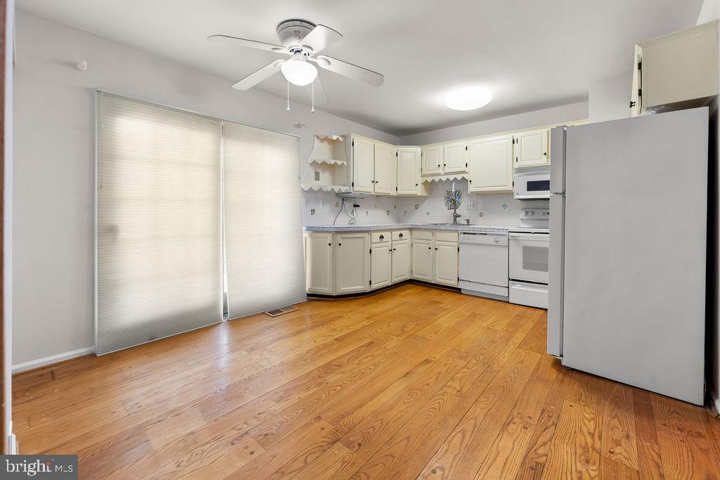 HIGHLANDS OF OLNEY - Residential