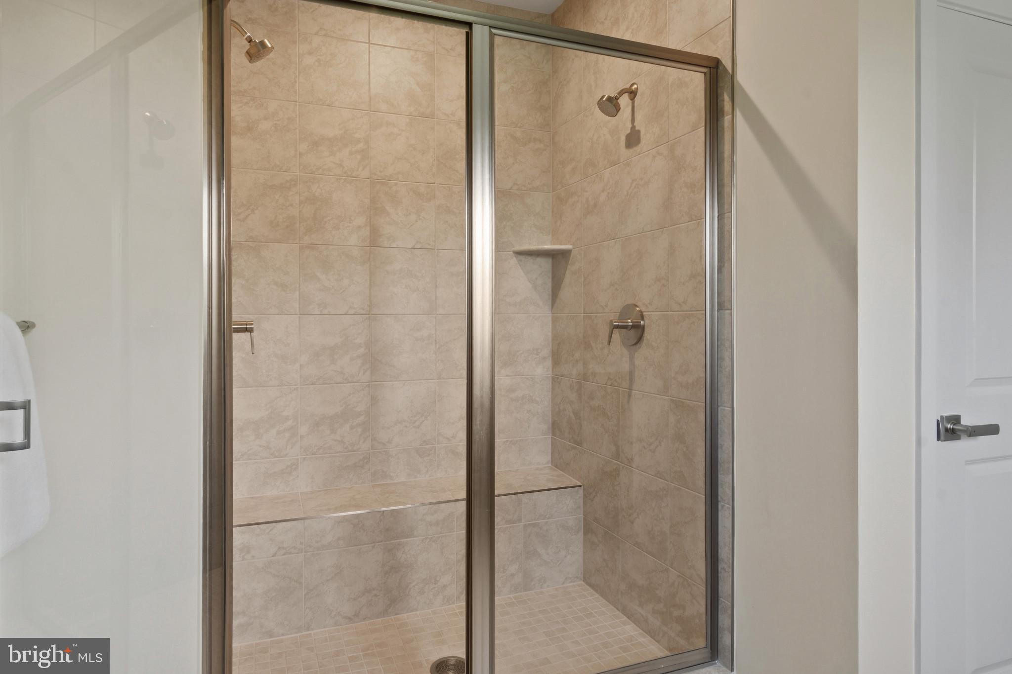 LONGVIEW RIDGE - Residential
