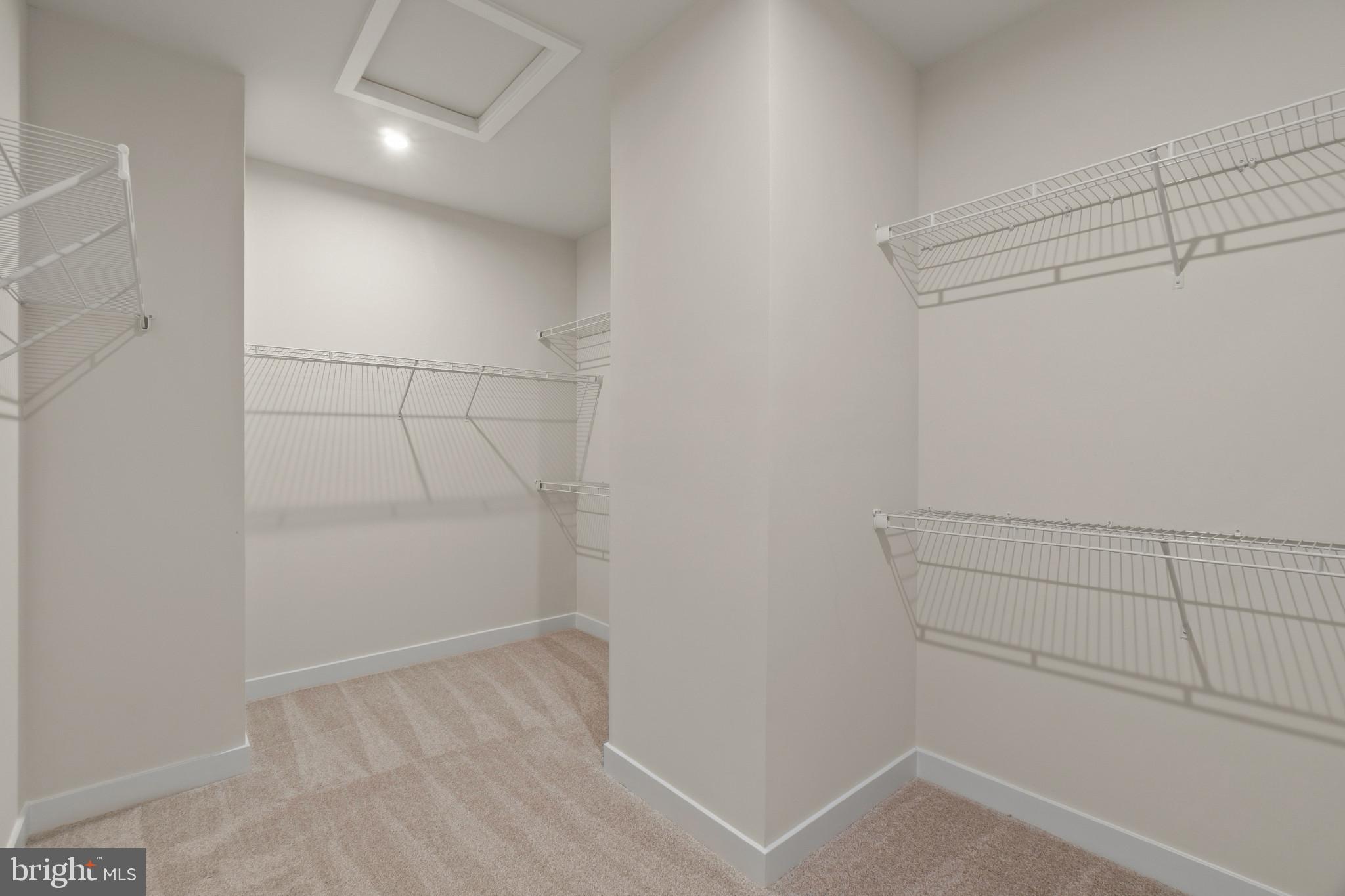 LONGVIEW RIDGE - Residential