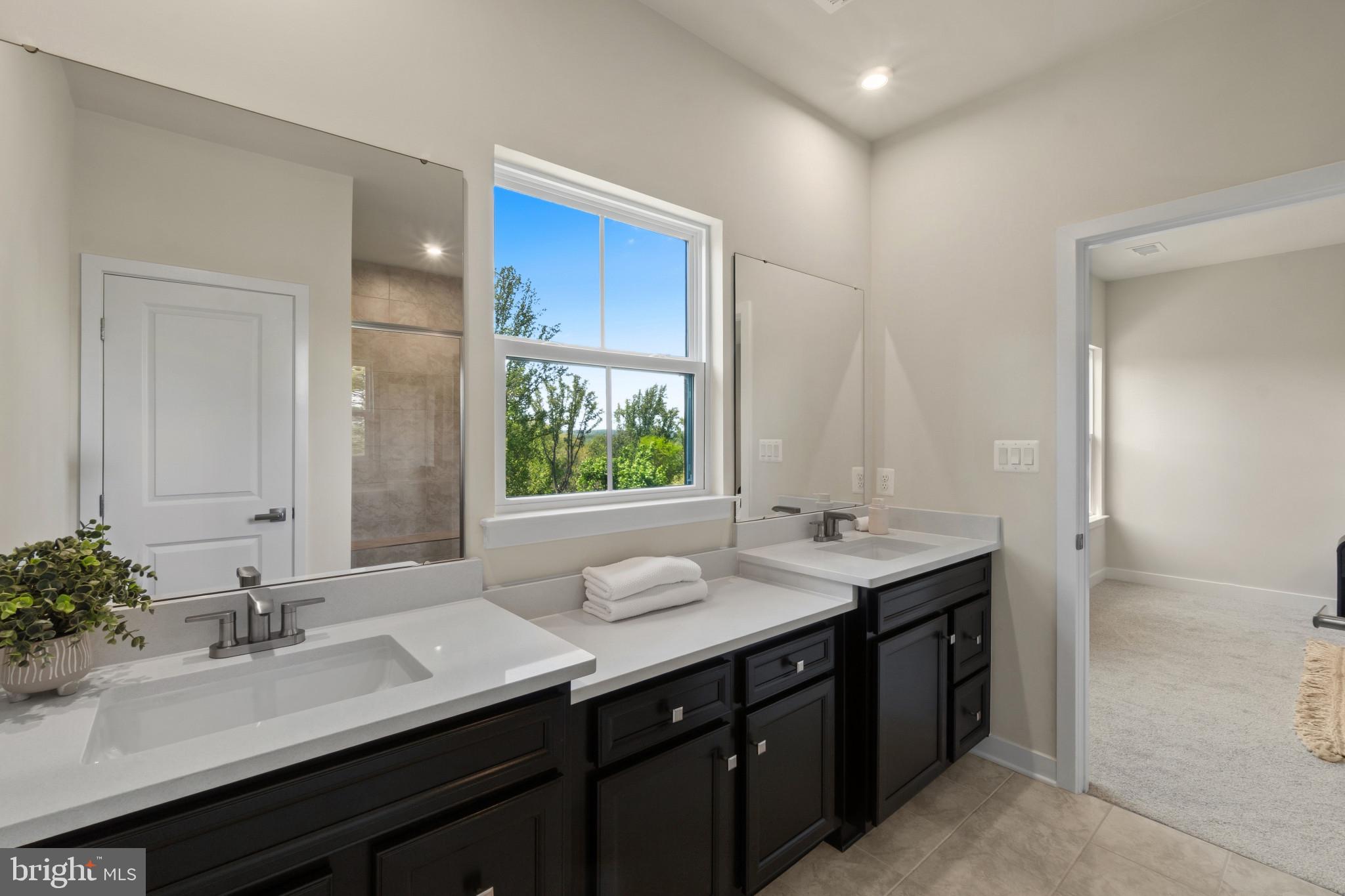 LONGVIEW RIDGE - Residential