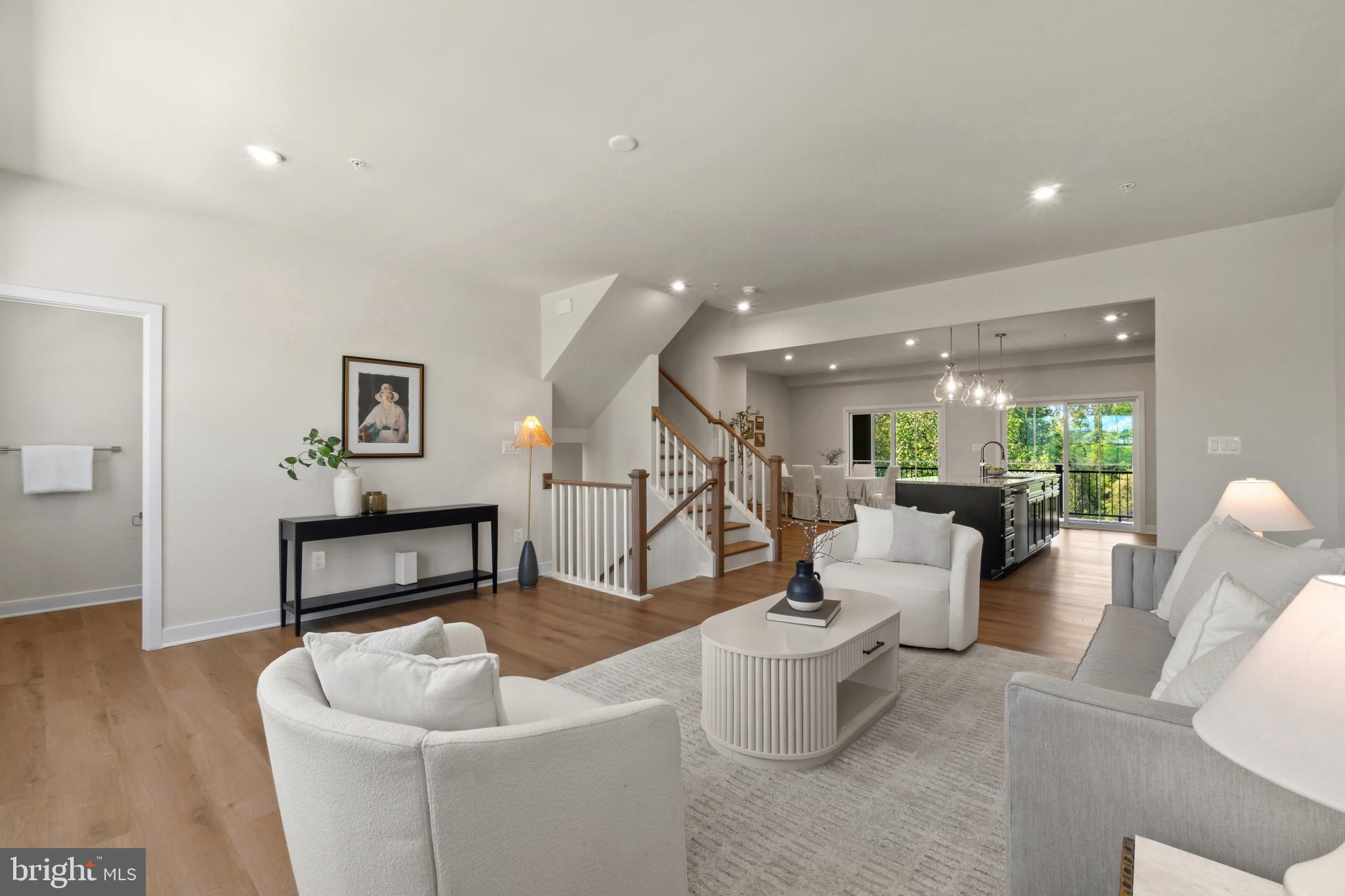 LONGVIEW RIDGE - Residential