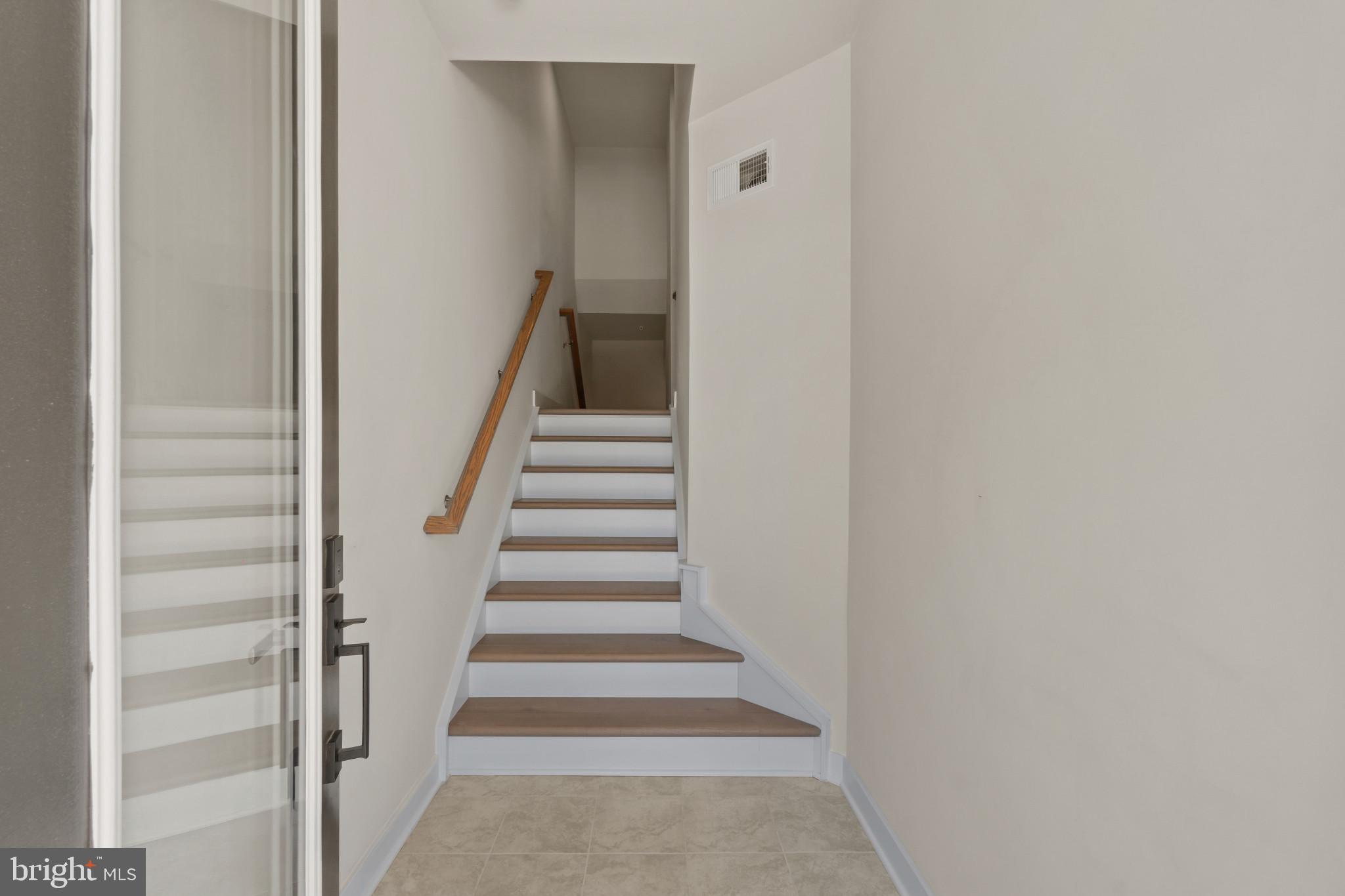 LONGVIEW RIDGE - Residential