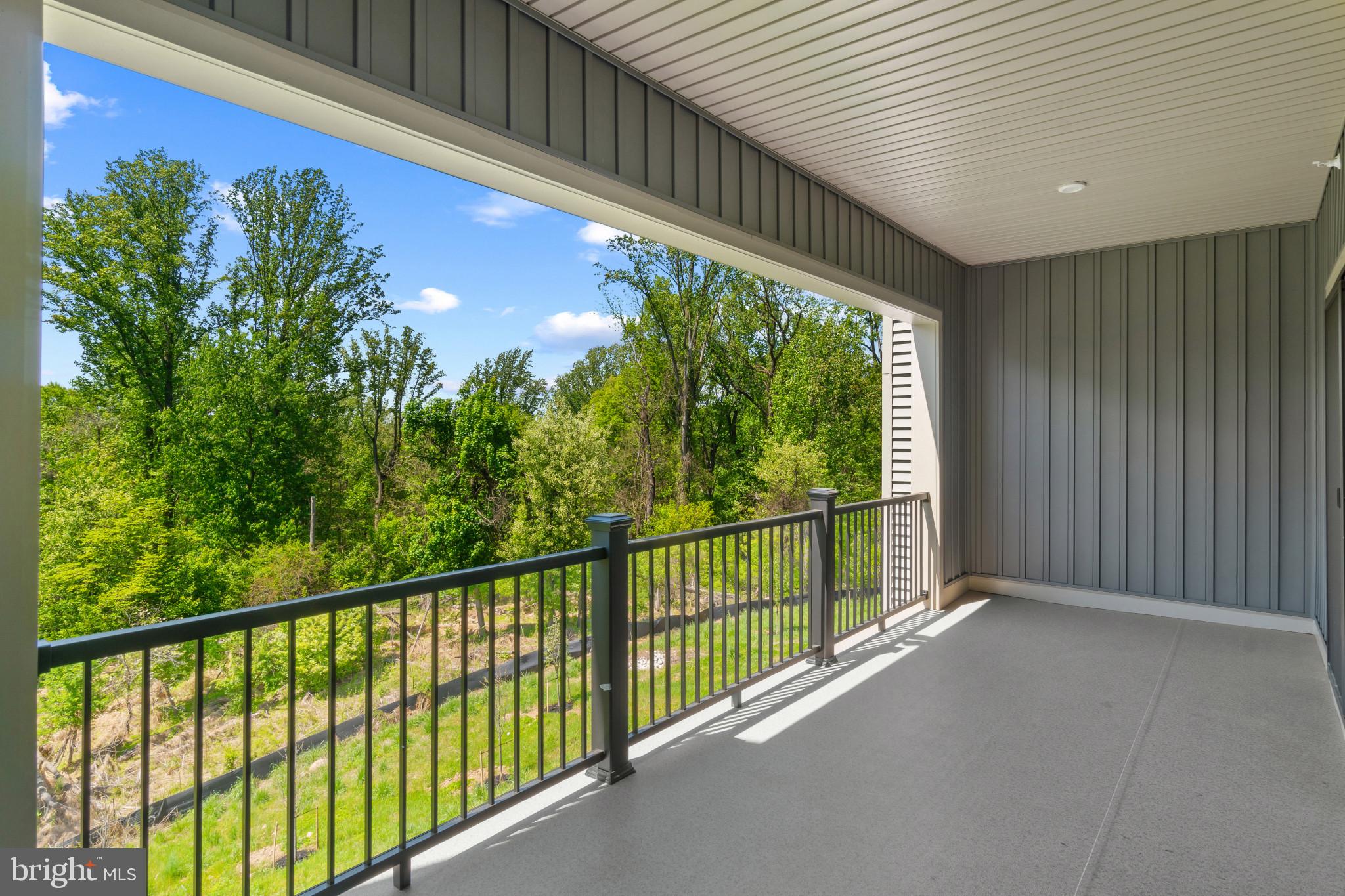 LONGVIEW RIDGE - Residential