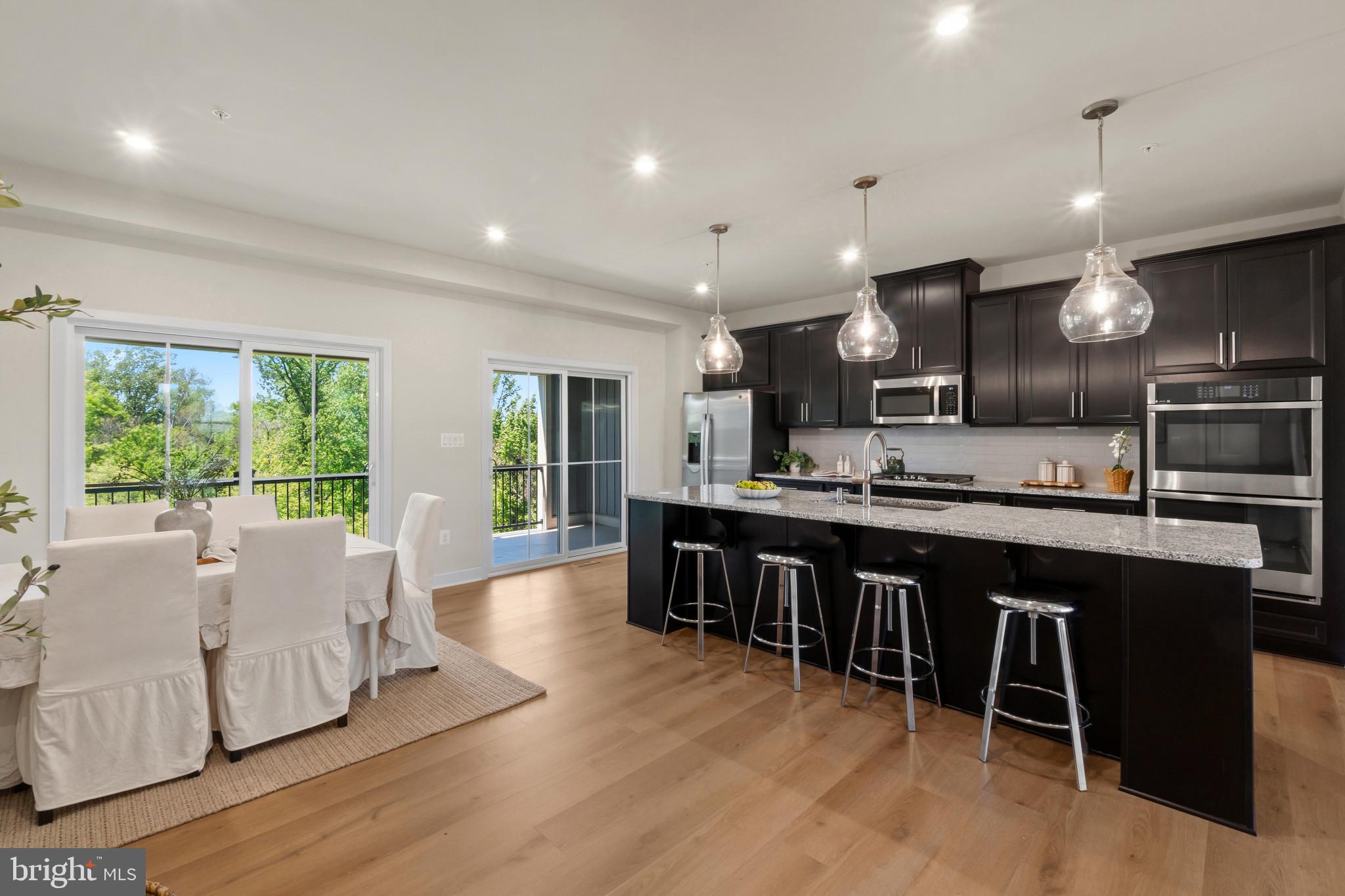 LONGVIEW RIDGE - Residential