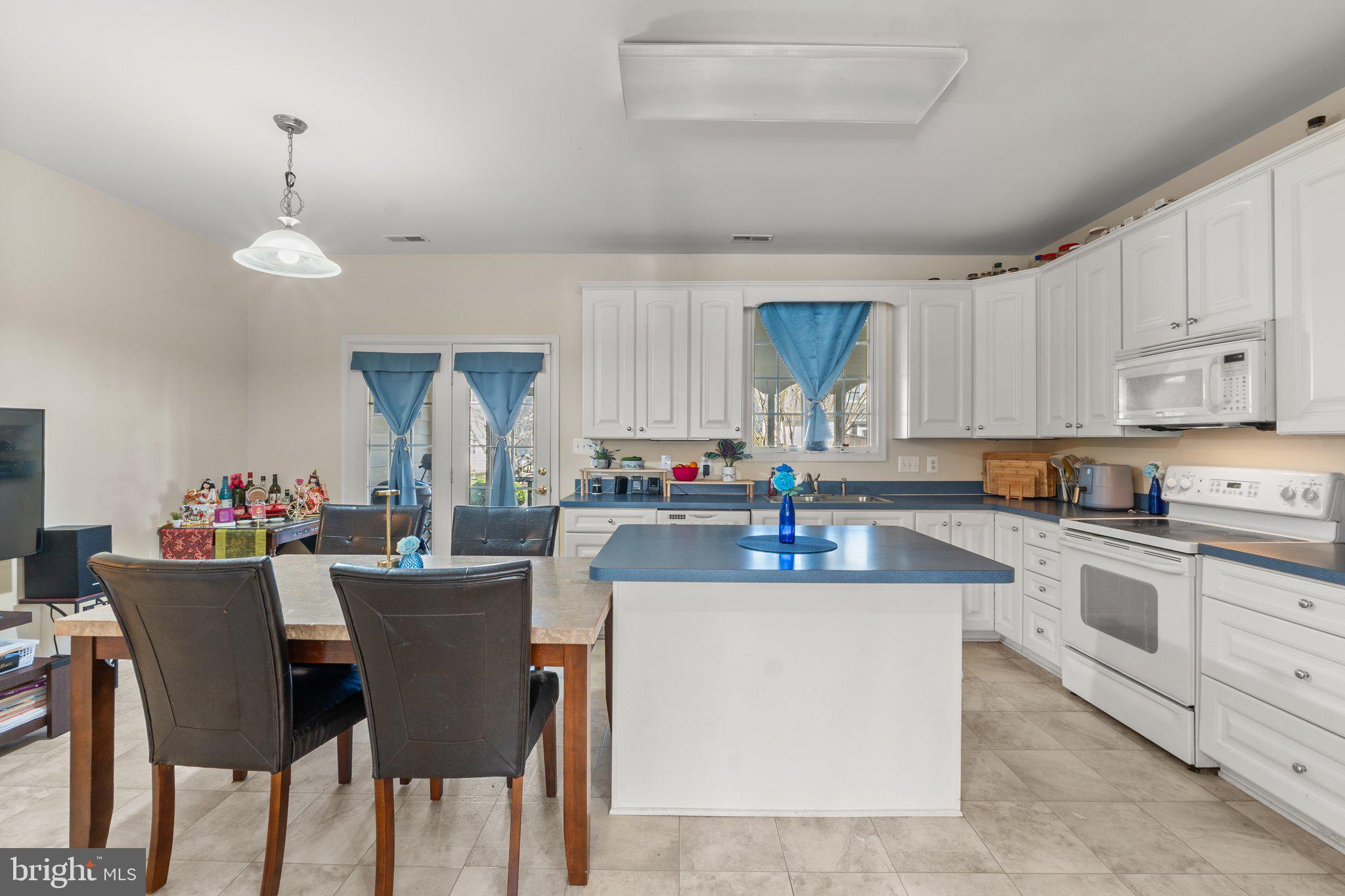 HICKORY RIDGE LA PLATA - Residential