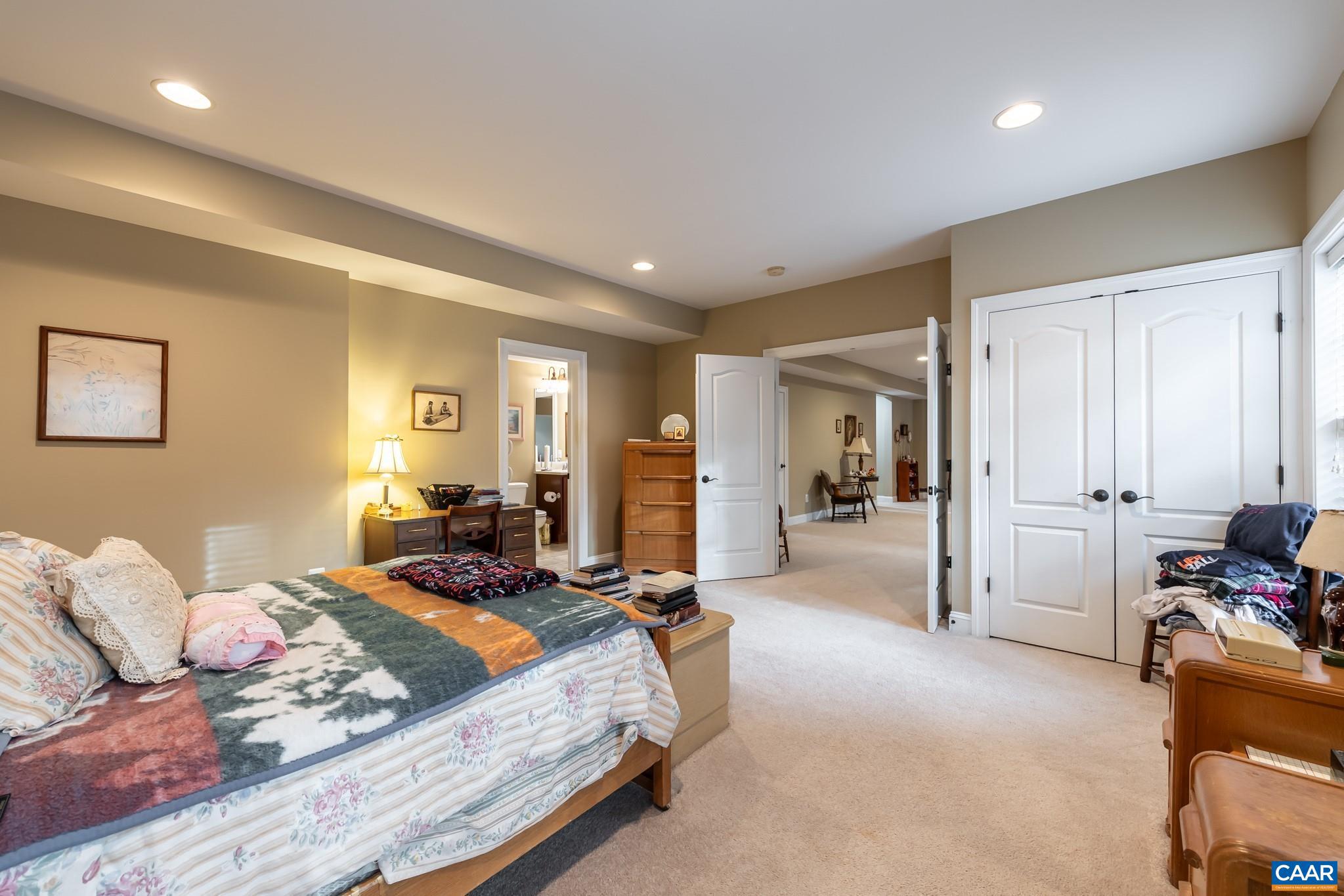 SPRING CREEK - Residential