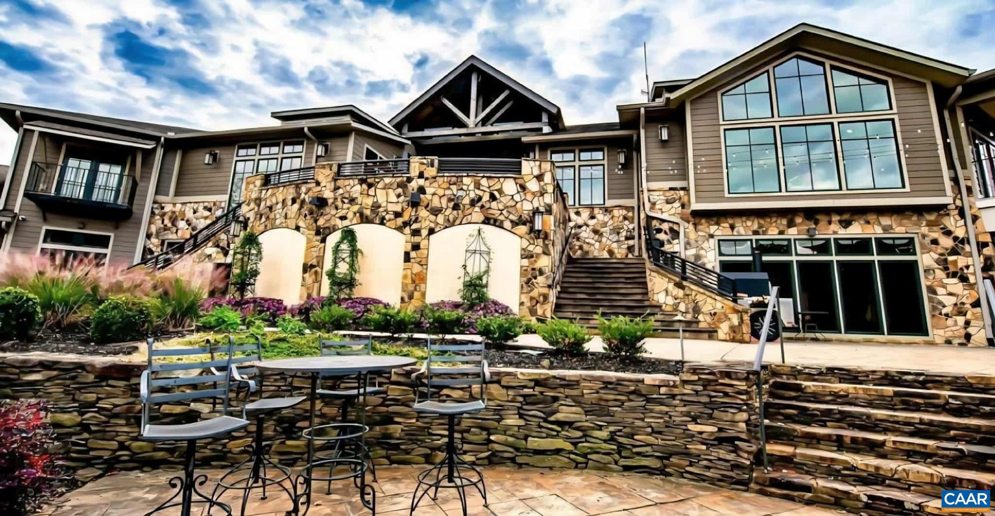 SPRING CREEK - Residential