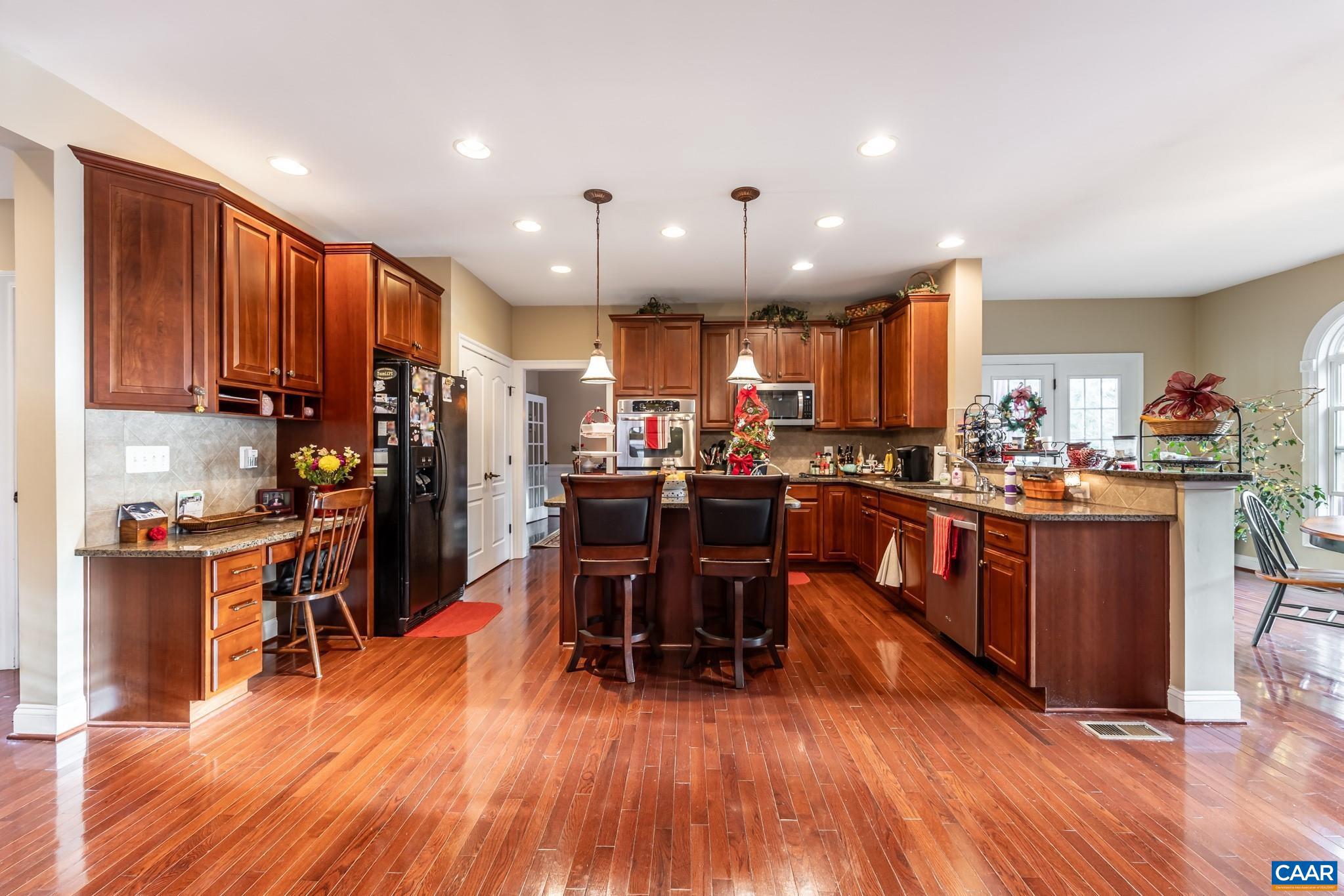 SPRING CREEK - Residential