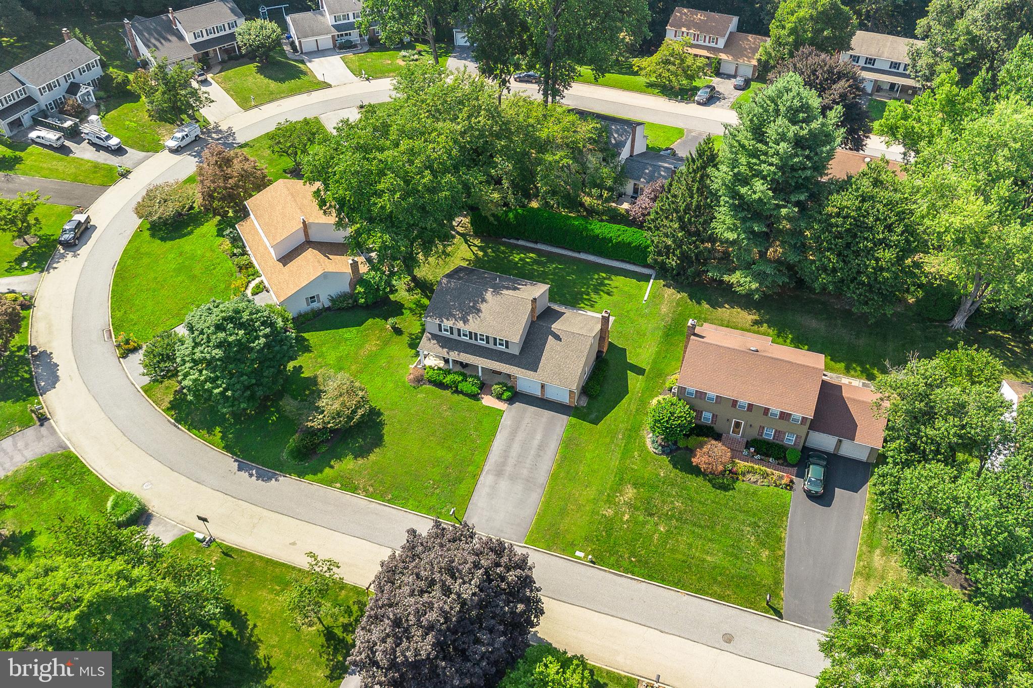 256 CLOVER CIRCLE