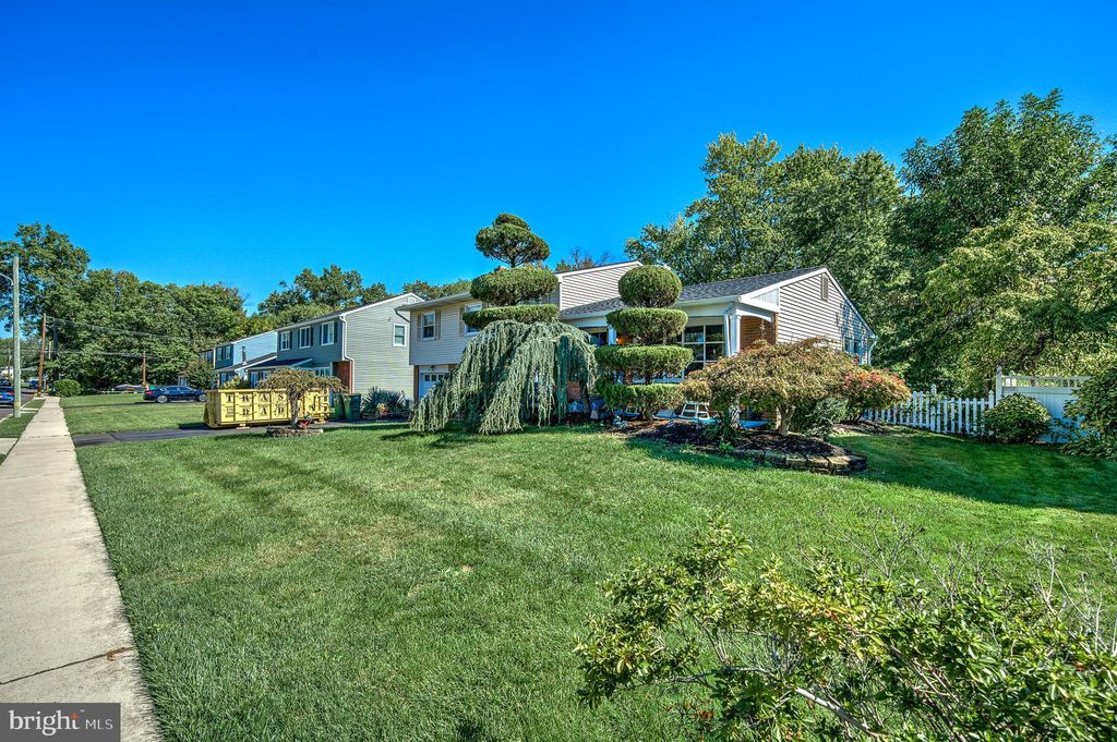 Photo of 211 Valley Road, MORRISVILLE, PA 19067 (MLS # PABU2106354)