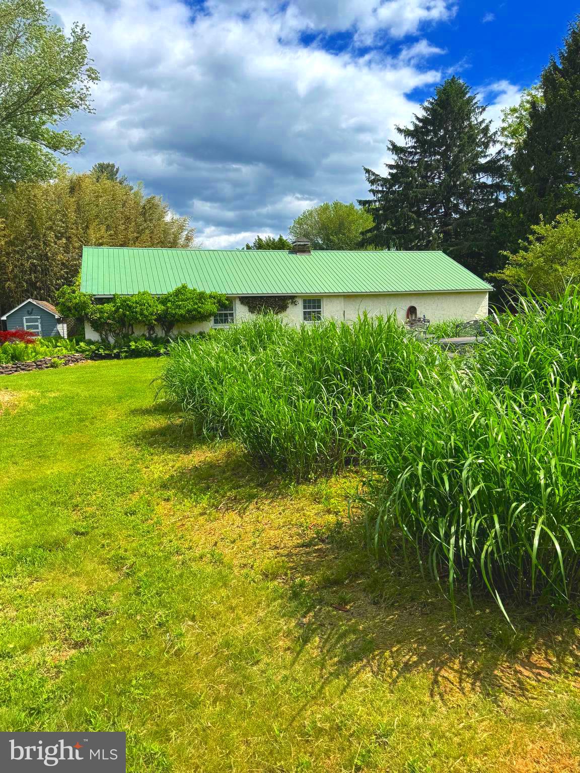 1396 RIVER ROAD