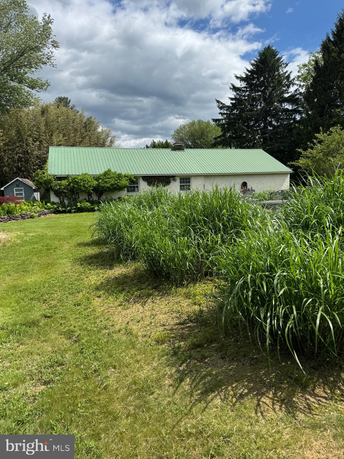 1396 RIVER ROAD