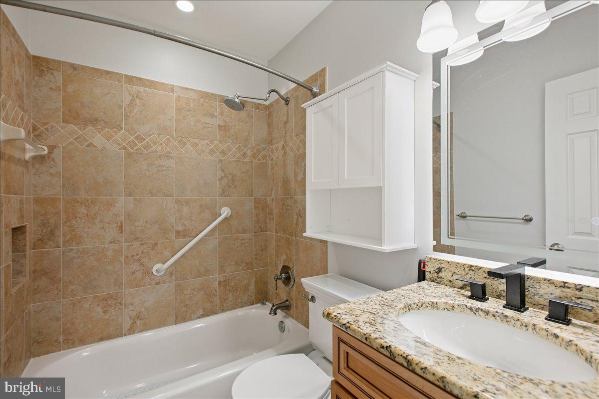 RESTON - Residential
