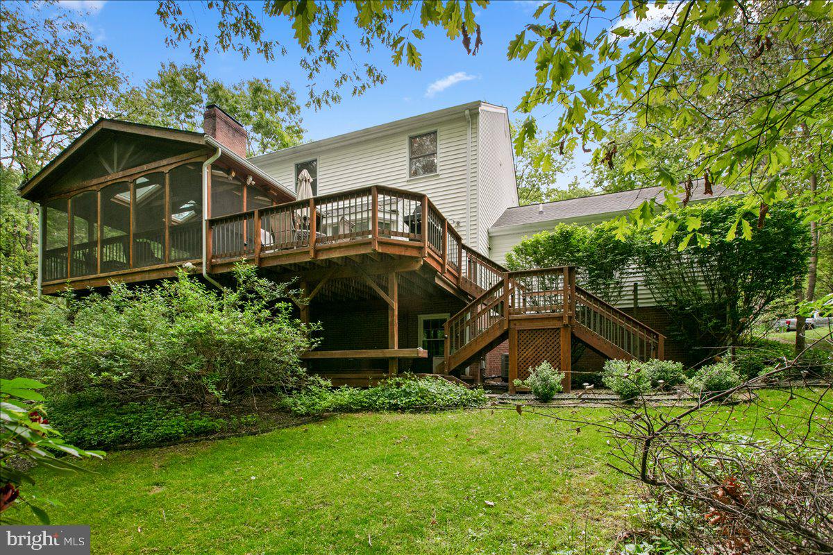 RESTON - Residential
