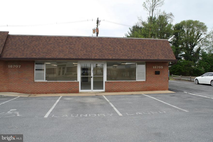 Very nice 1900 square foot office space on the North End of Hagerstown.   The unit has new drywall and new paint along with new ceiling tiles.  There is also a newly installed bathroom.  The property has a new roof and plenty of parking.  The CAM fees are $300 per month and the tenant pays their own electric / water / sewer. 
 Great Location.