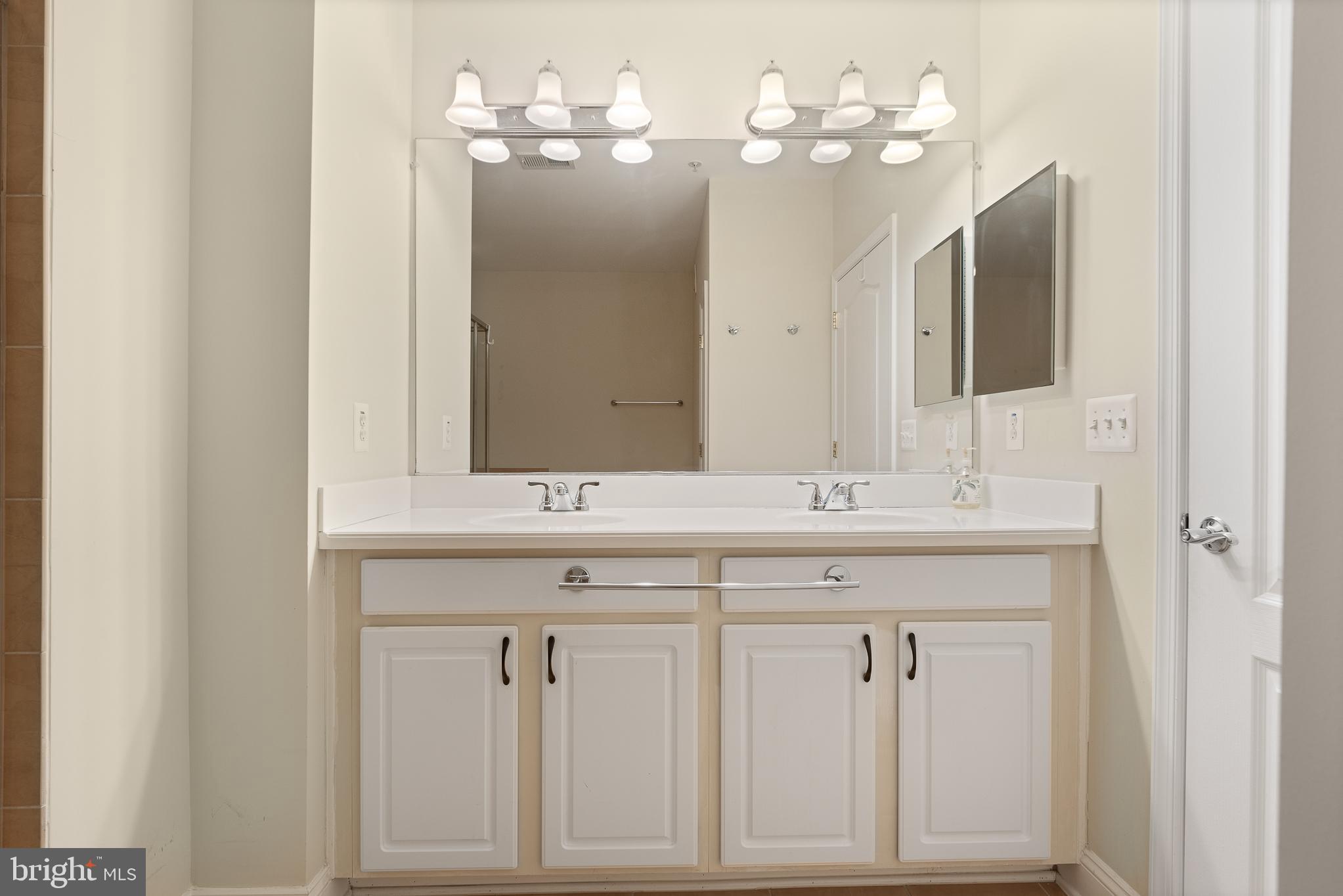 KING FARM BAILEYS COMMON - Residential