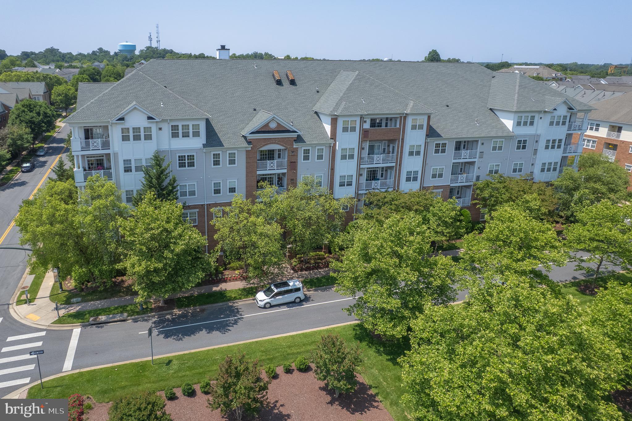 327 KING FARM BOULEVARD 206