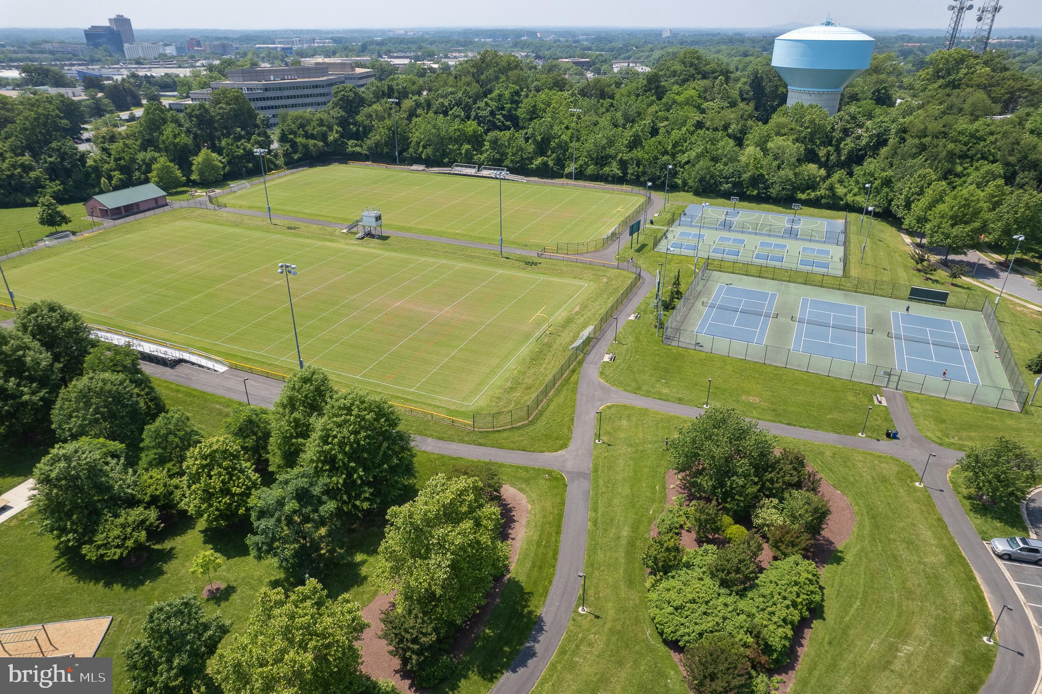 KING FARM BAILEYS COMMON - Residential