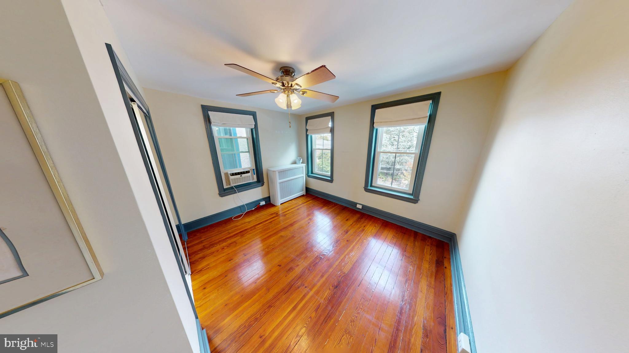 CHESTNUT HILL - Residential Lease