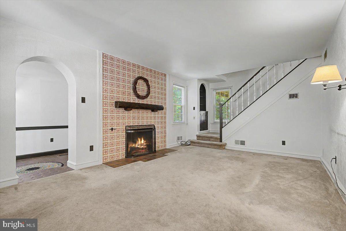 803 BELLEVUE ROAD