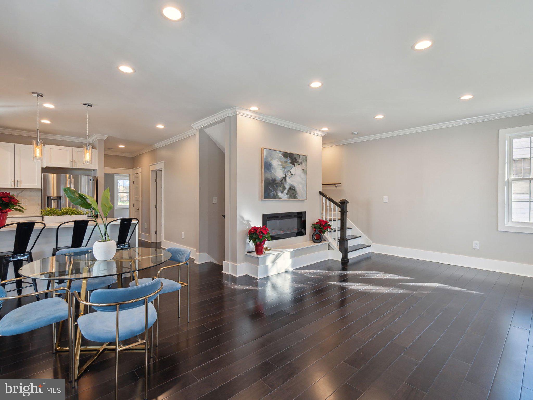 HYATTSVILLE HILLS - Residential