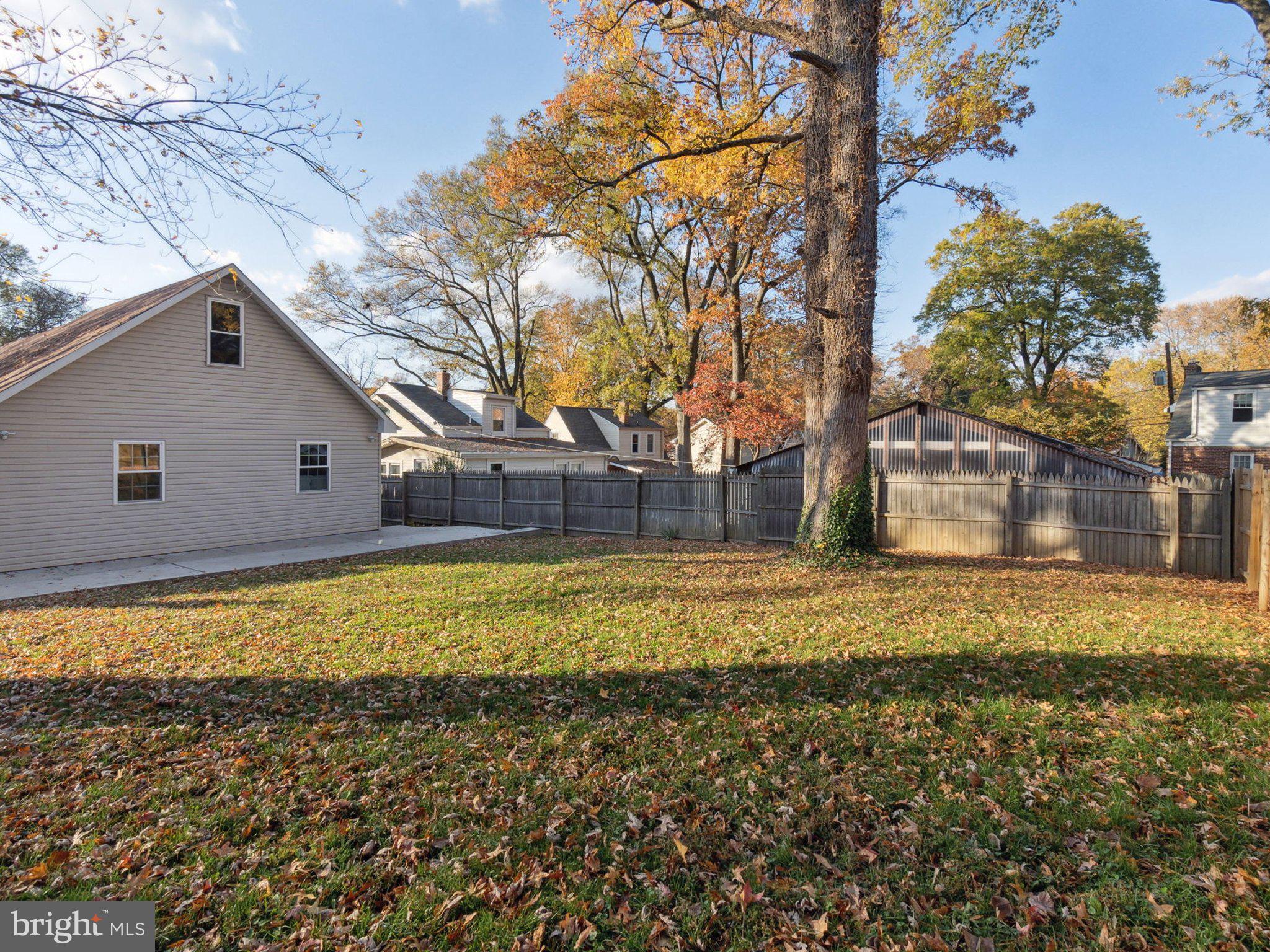 HYATTSVILLE HILLS - Residential