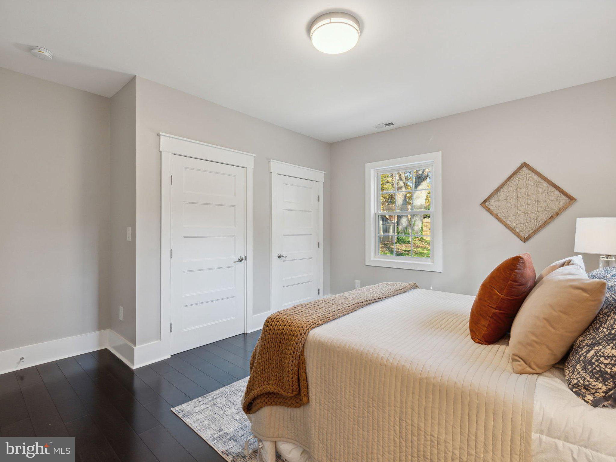 HYATTSVILLE HILLS - Residential