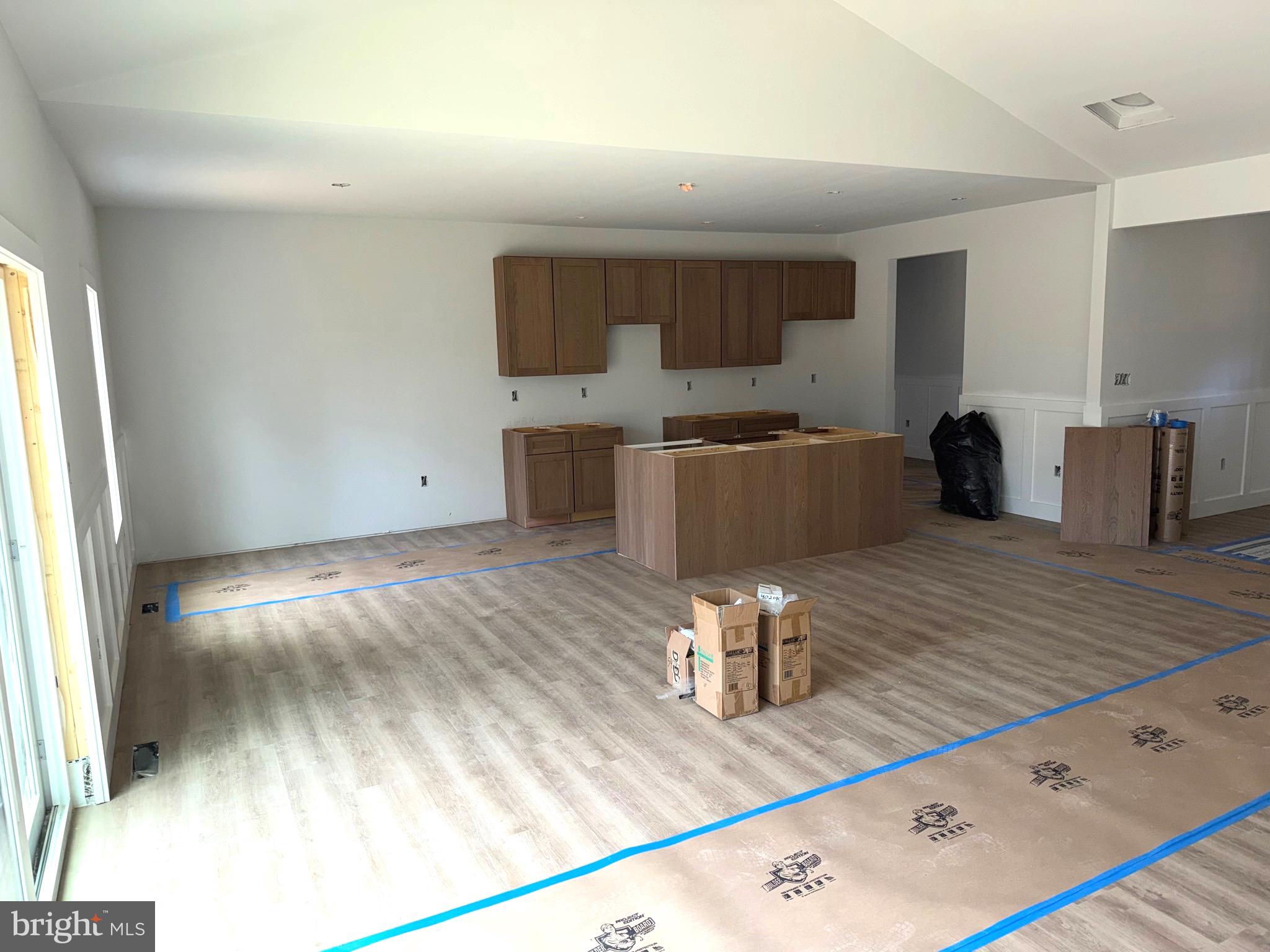 WINDFALL ACRES - Residential