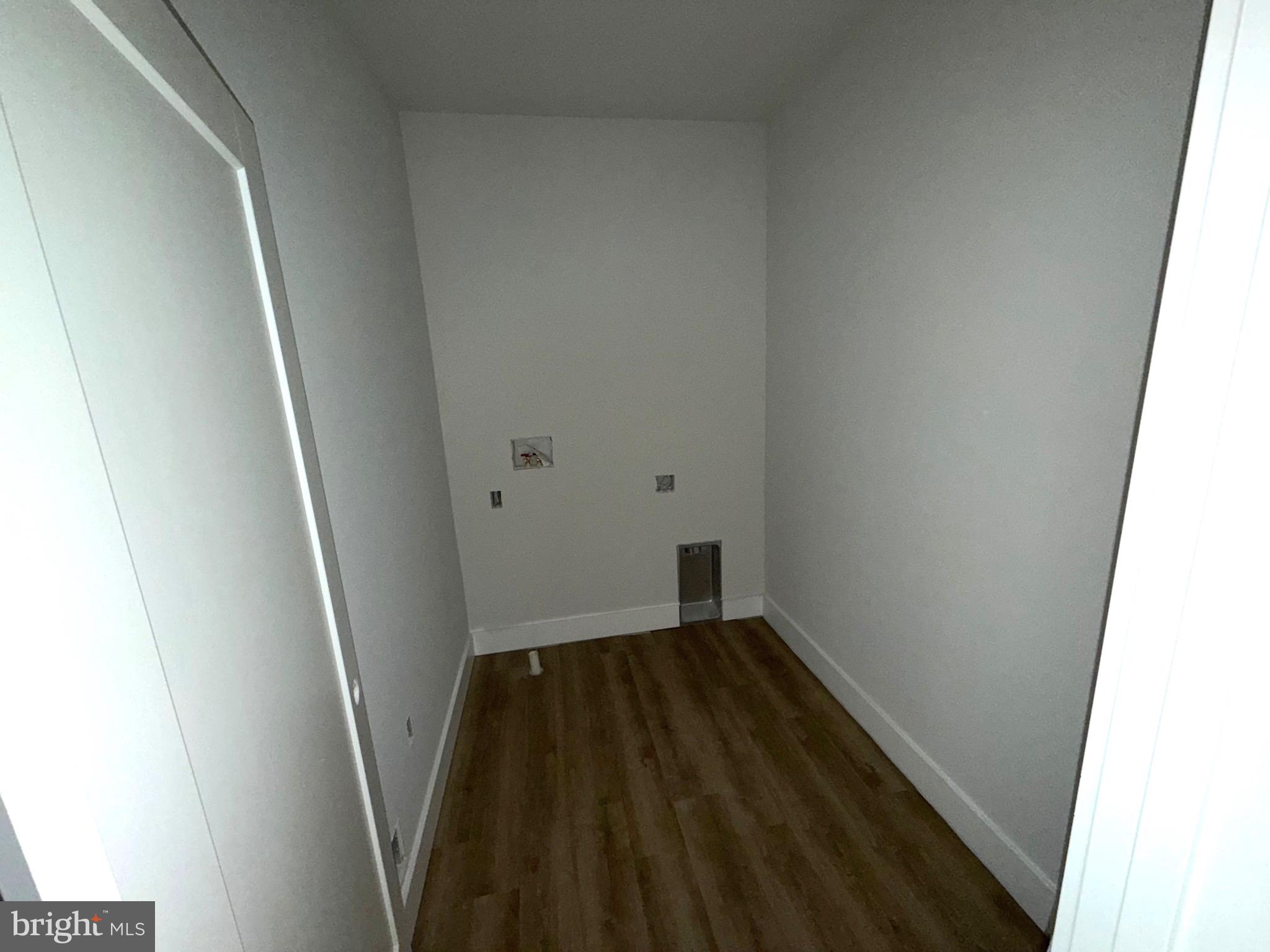 WINDFALL ACRES - Residential