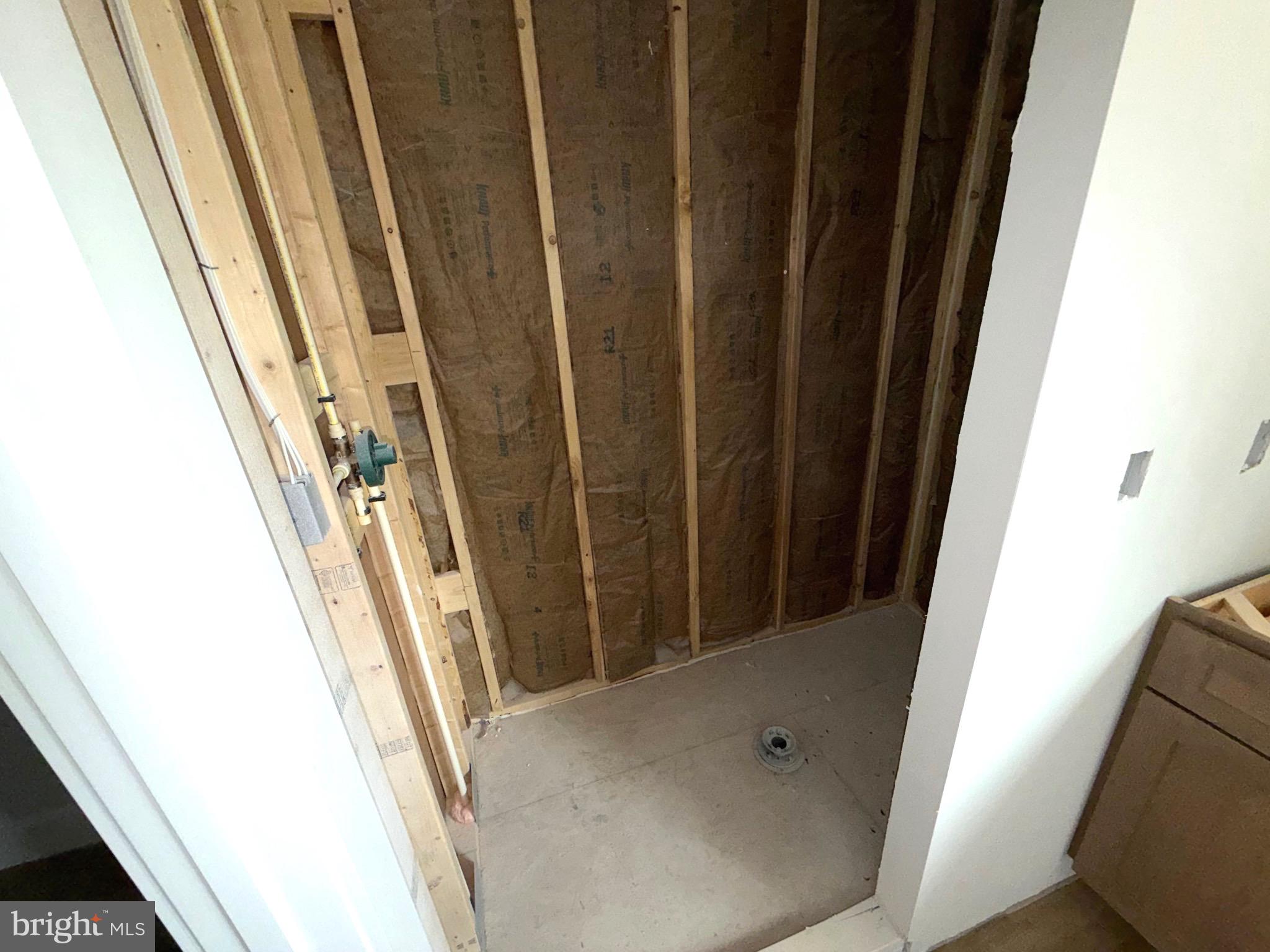 WINDFALL ACRES - Residential