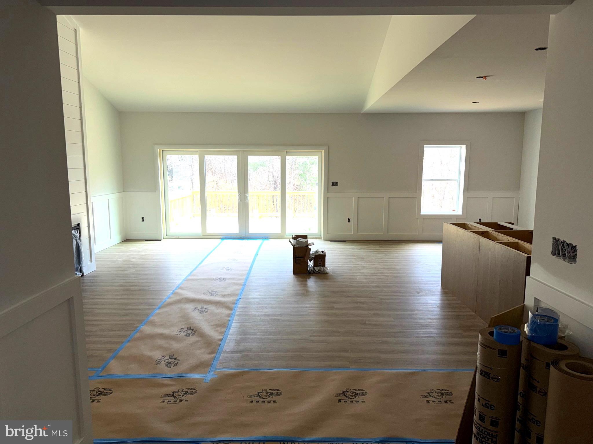 WINDFALL ACRES - Residential