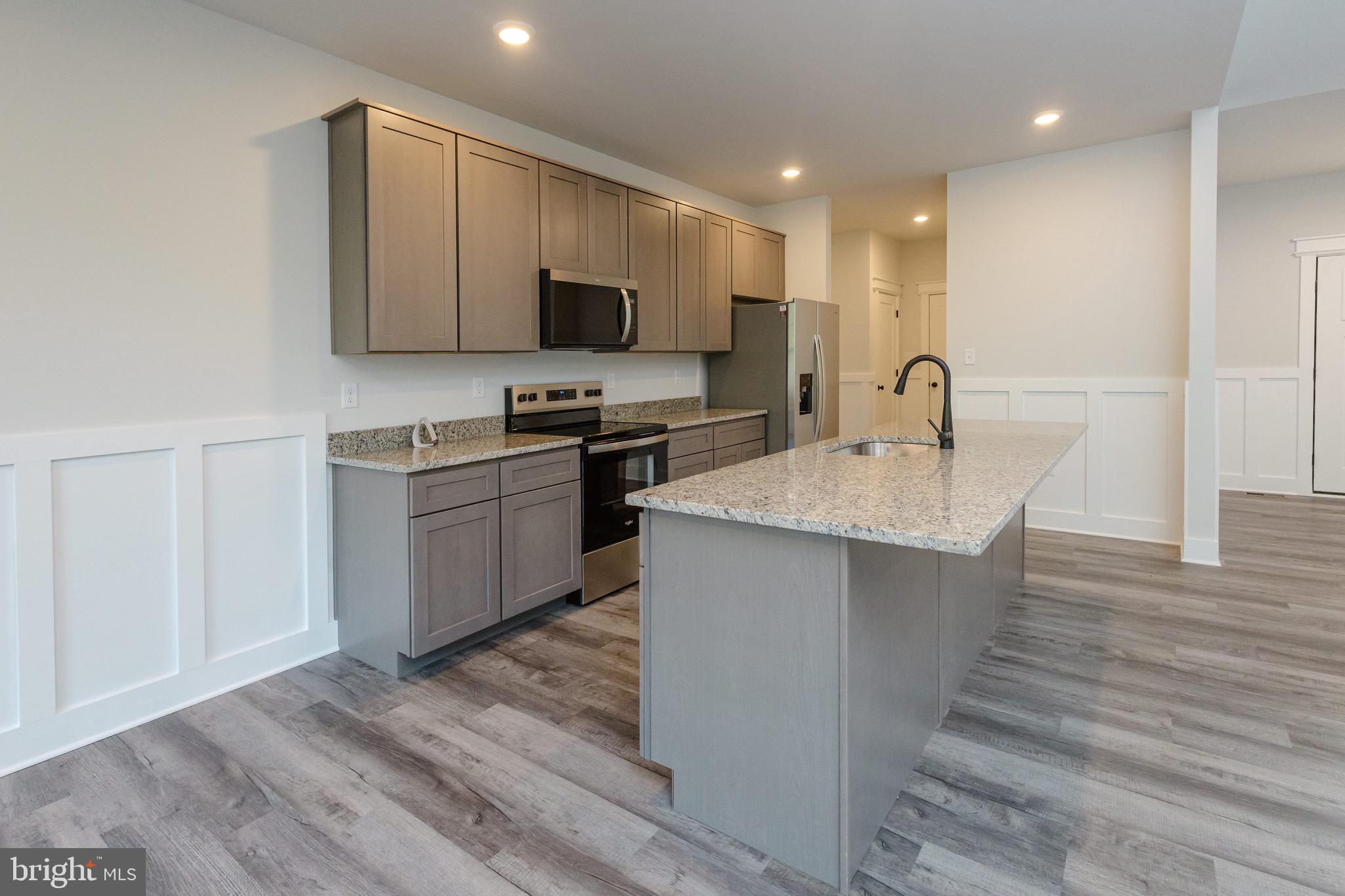 WINDFALL ACRES - Residential