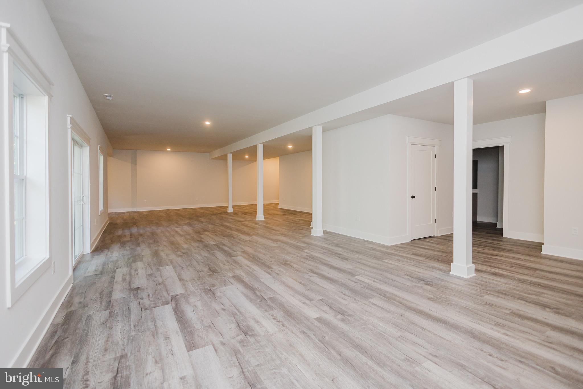 WINDFALL ACRES - Residential